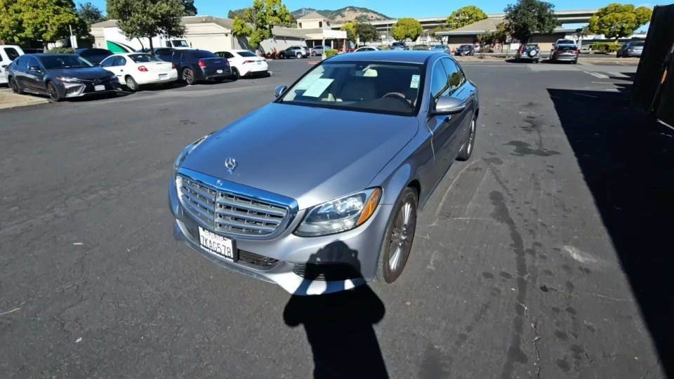 2015 Mercedes-Benz C 300 4MATIC Sedan w/Luxury Pkg