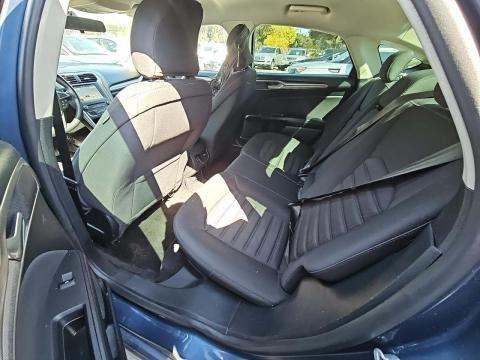 2018 Ford Fusion SE FWD