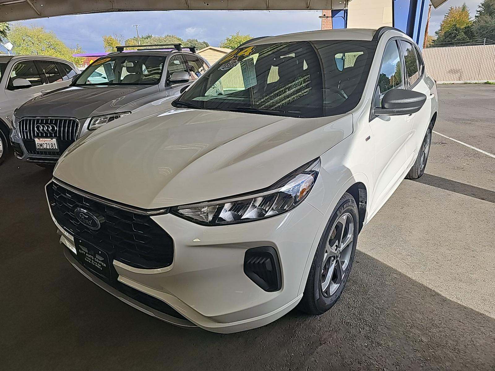 2024 Ford Escape Hybrid ST-Line FWD