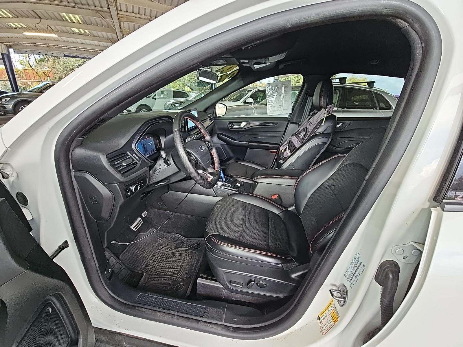 2024 Ford Escape Hybrid ST-Line FWD