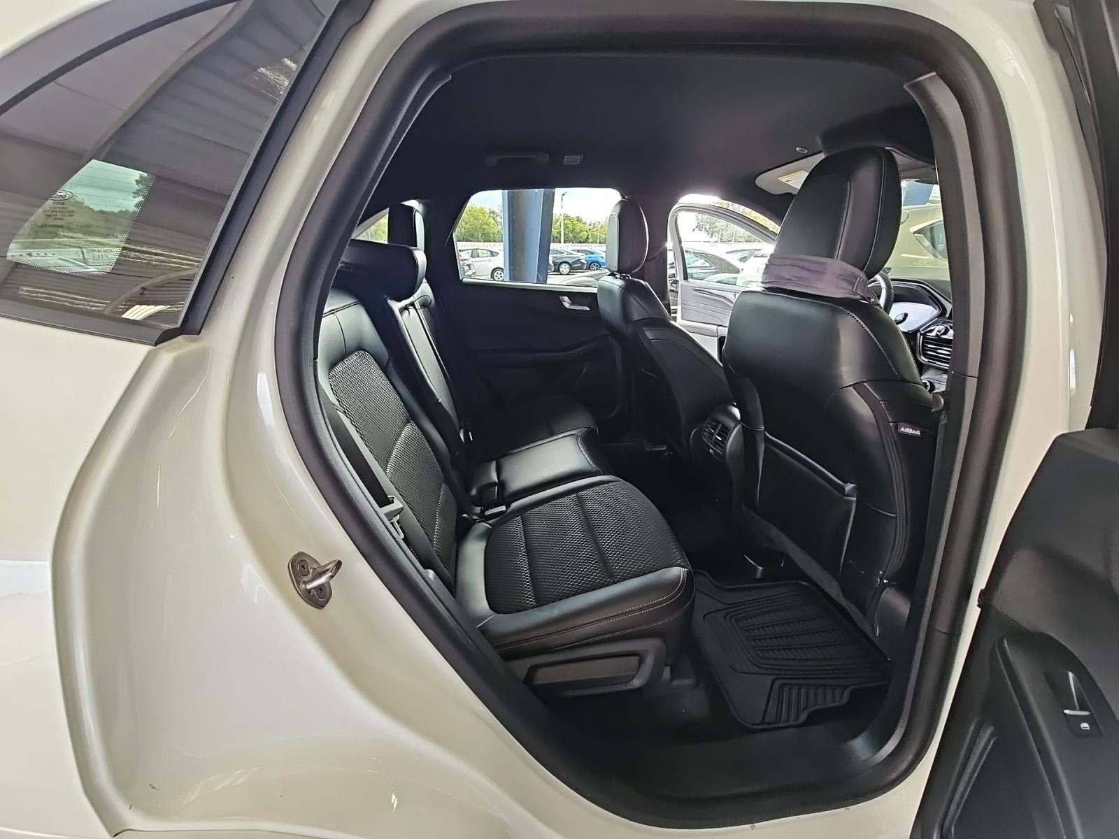 2024 Ford Escape Hybrid ST-Line FWD