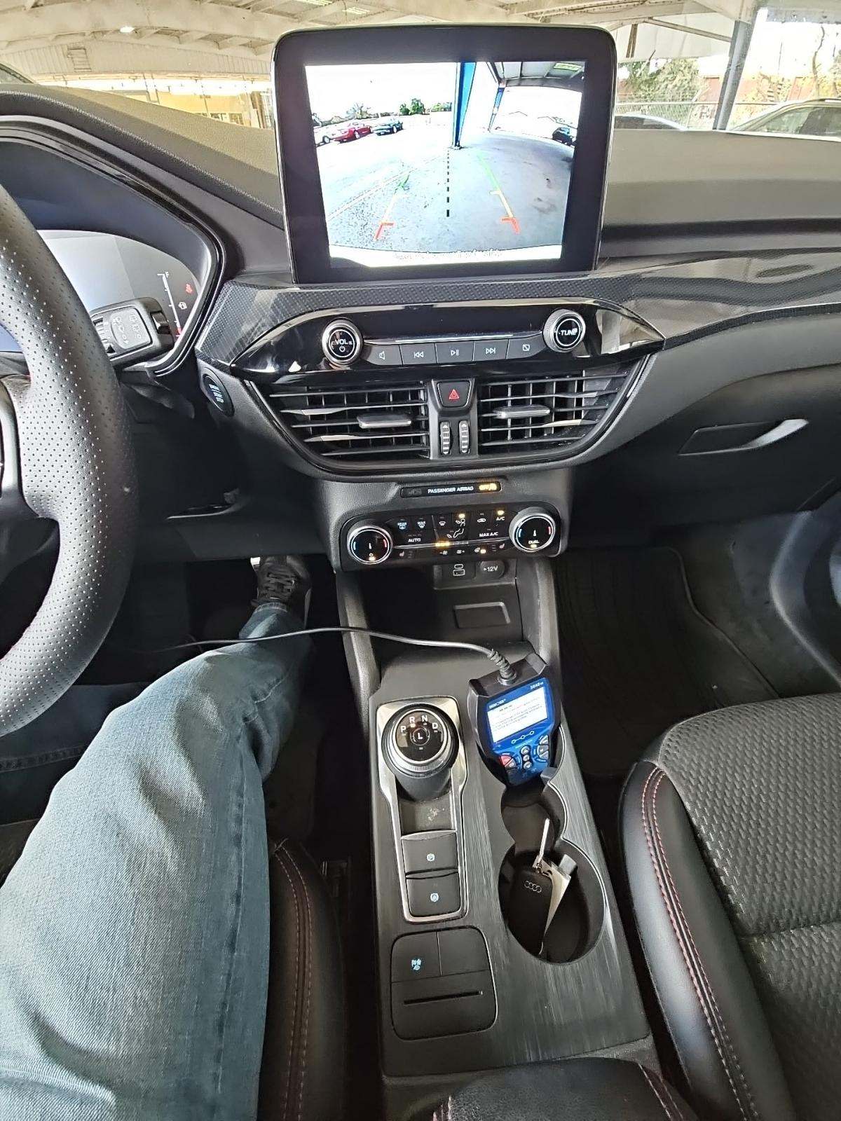 2024 Ford Escape Hybrid ST-Line FWD