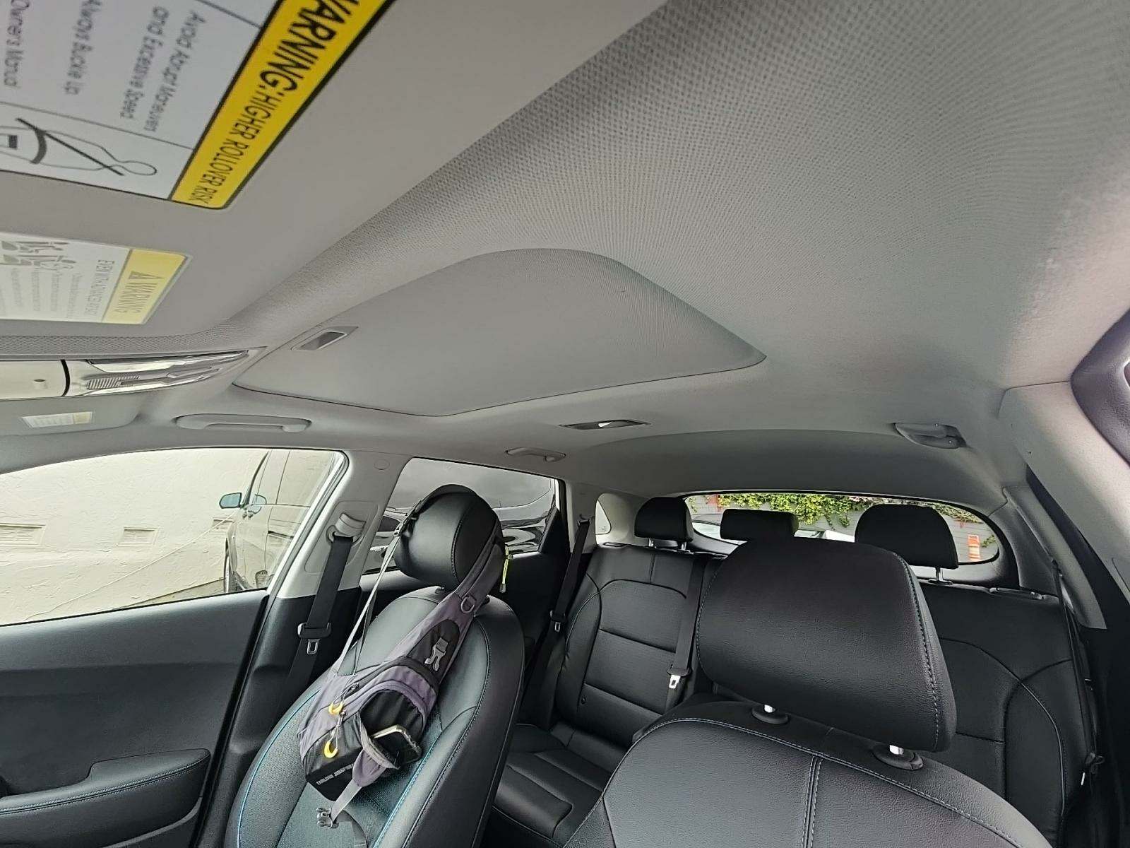 2022 Kia Niro EV EX Premium FWD