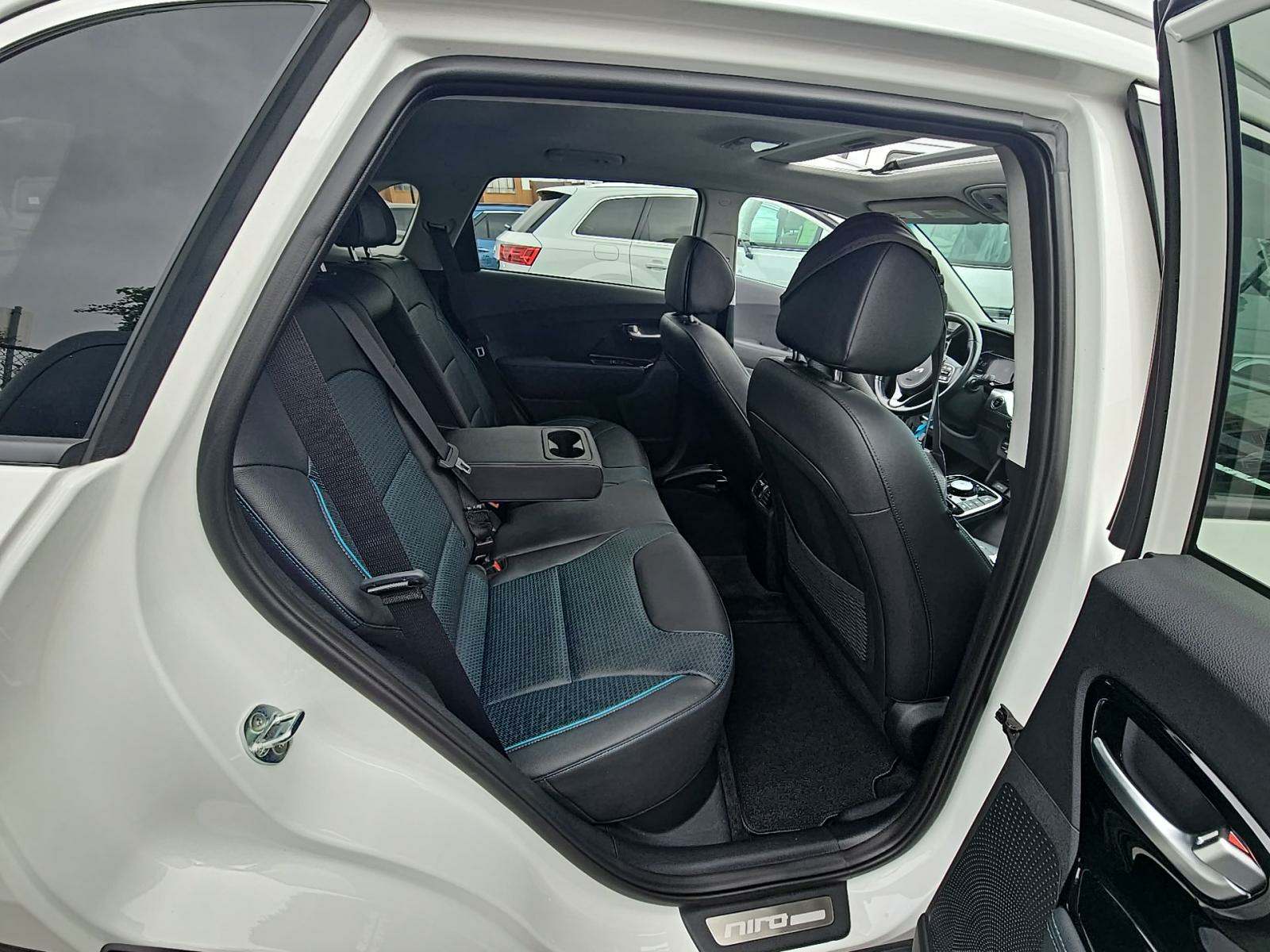 2022 Kia Niro EV EX Premium FWD