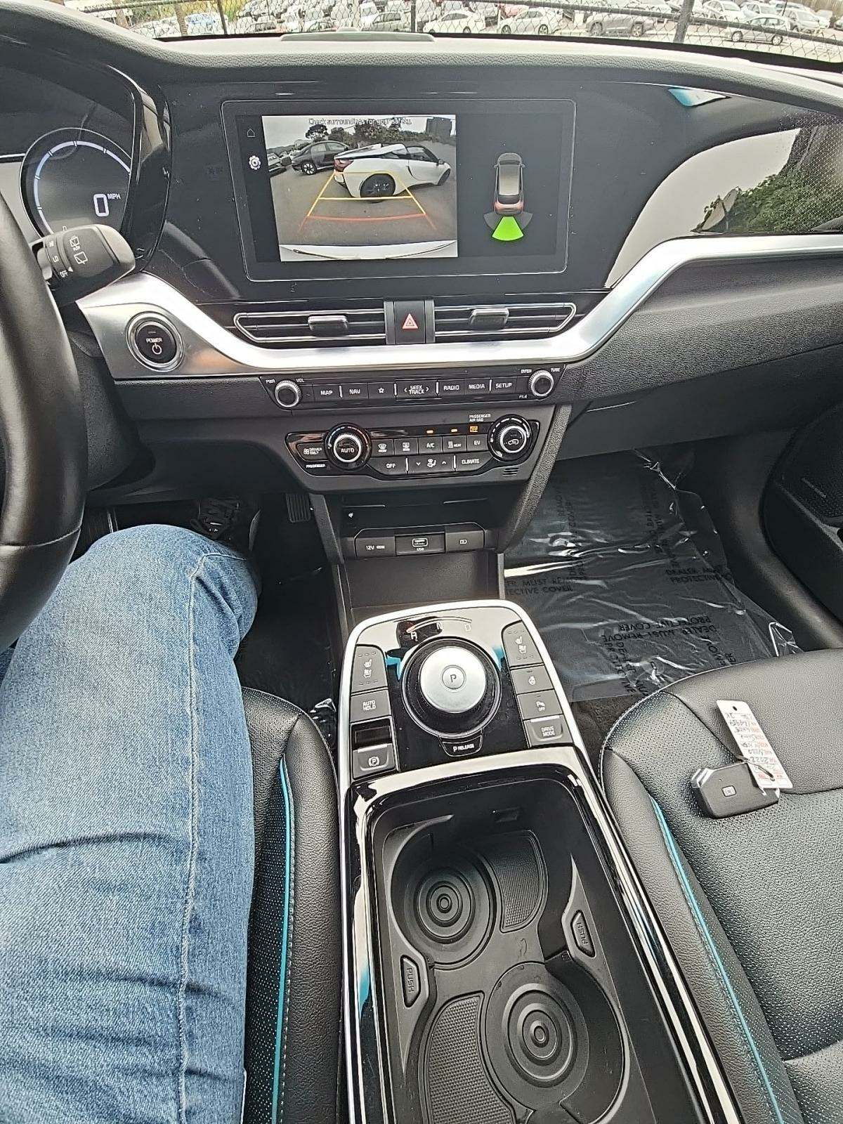 2022 Kia Niro EV EX Premium FWD