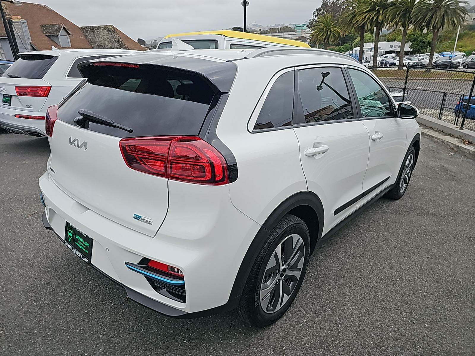 2022 Kia Niro EV EX Premium FWD