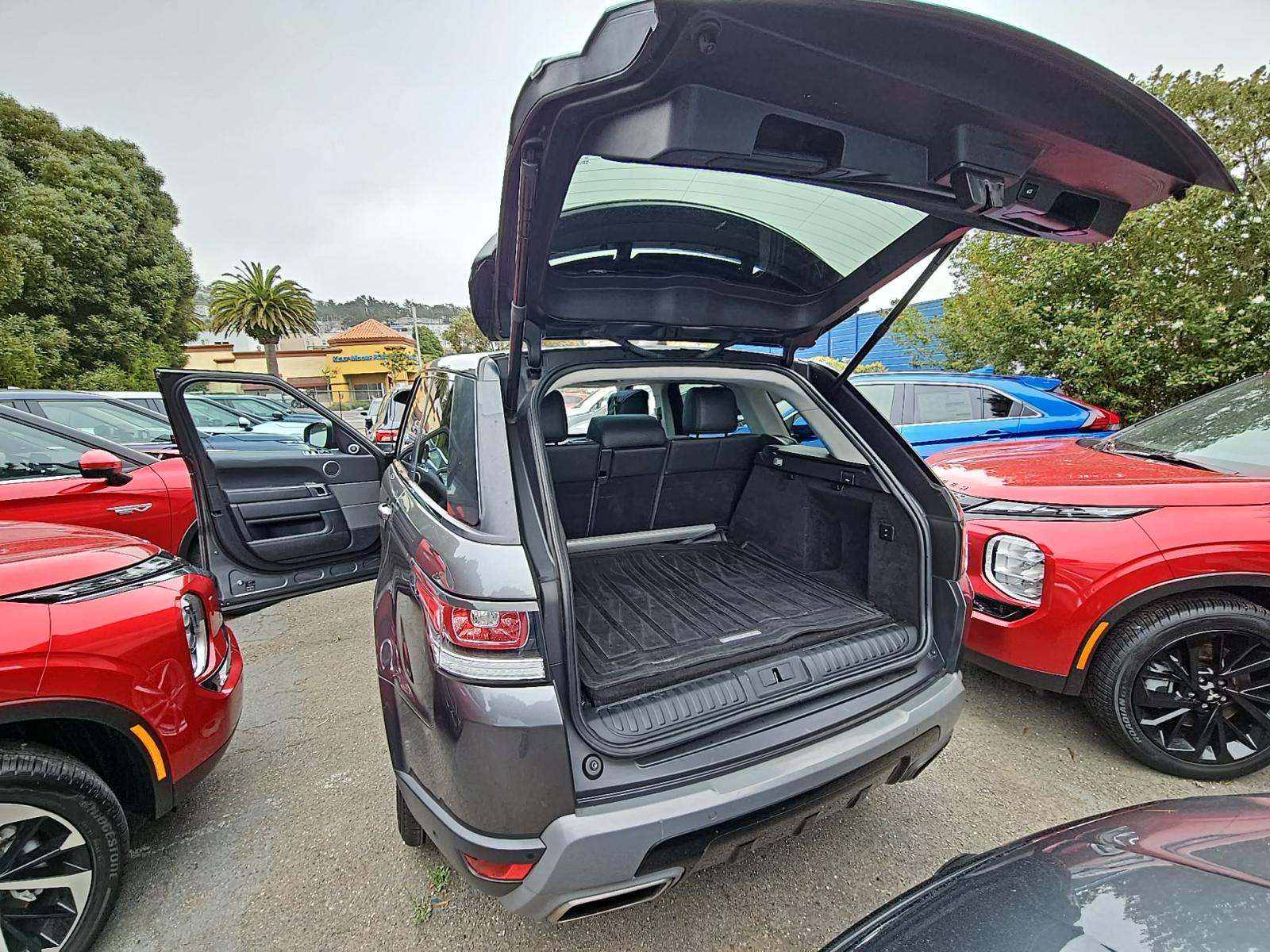 2018 Land Rover Range Rover Sport SE AWD