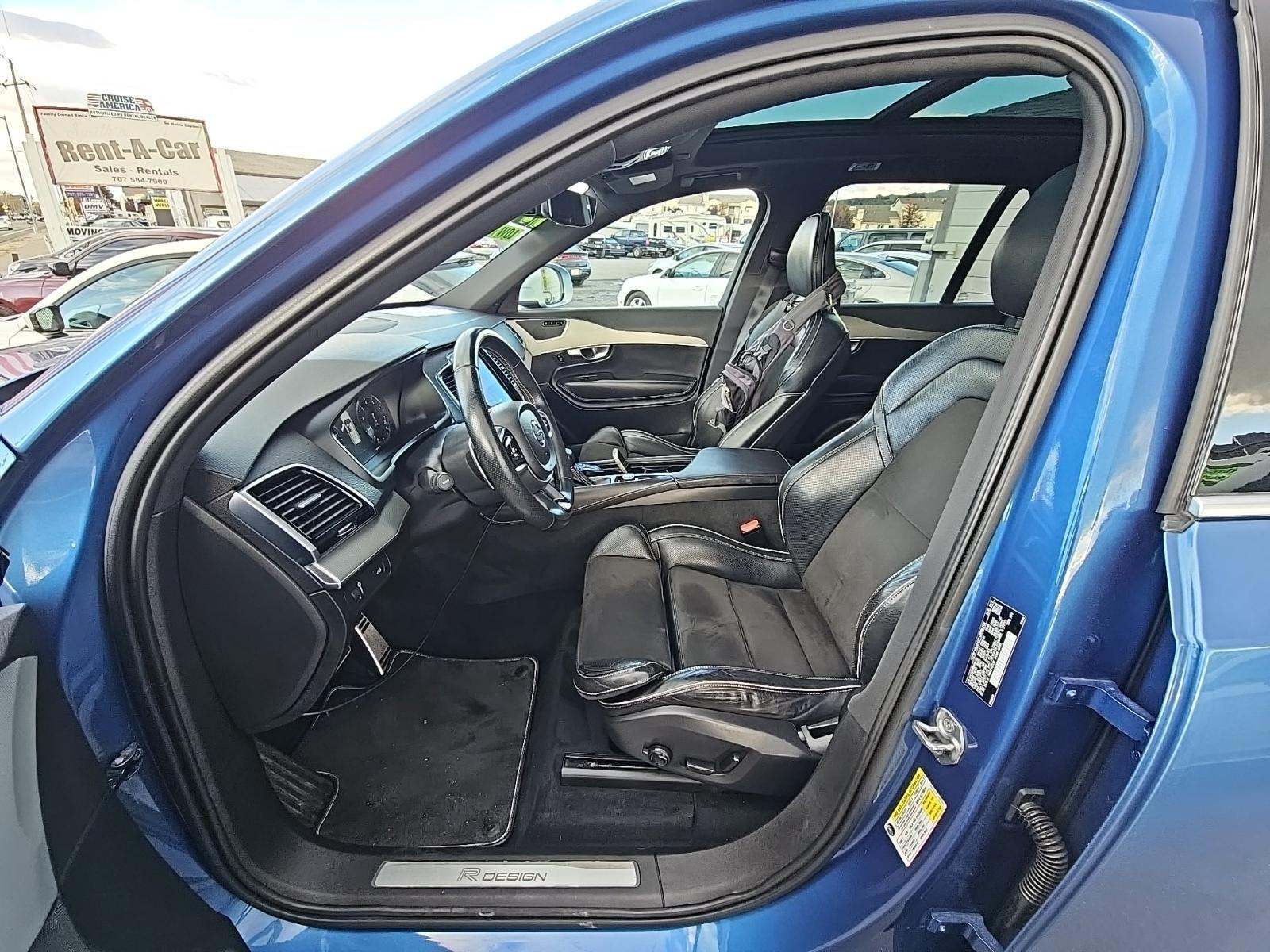 2017 Volvo XC90 T5 R-Design FWD