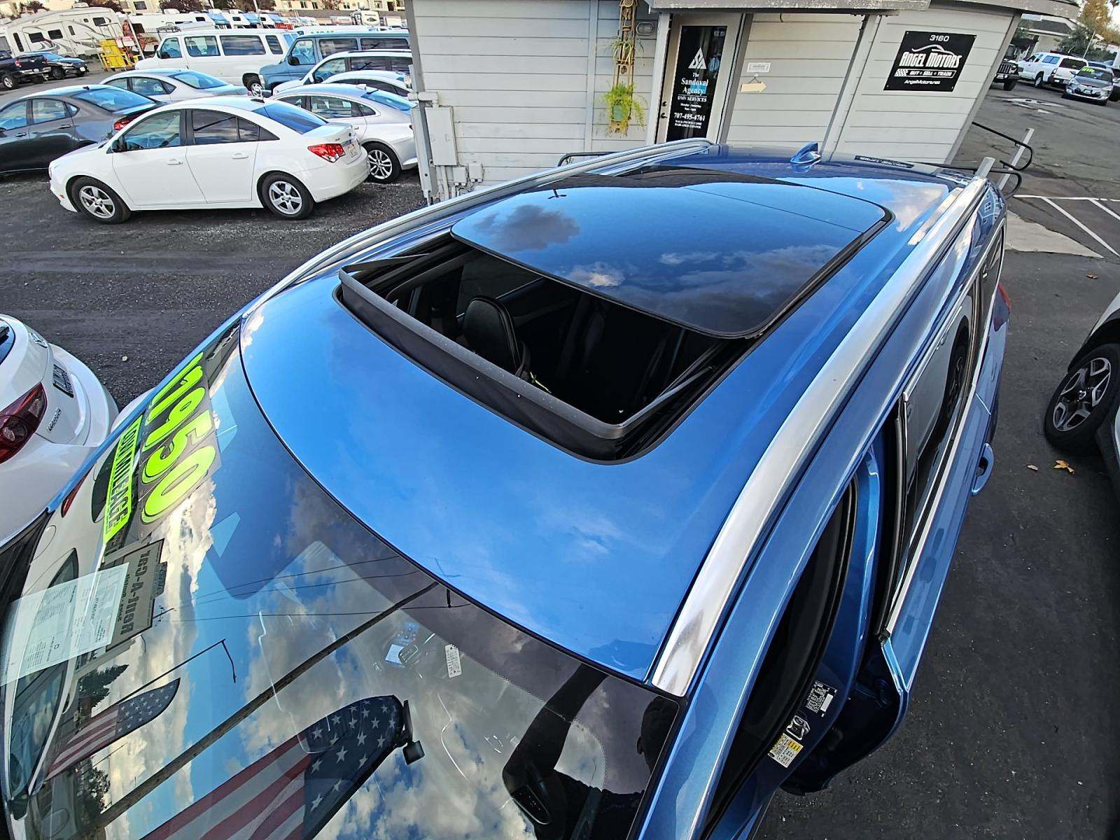 2017 Volvo XC90 T5 R-Design FWD