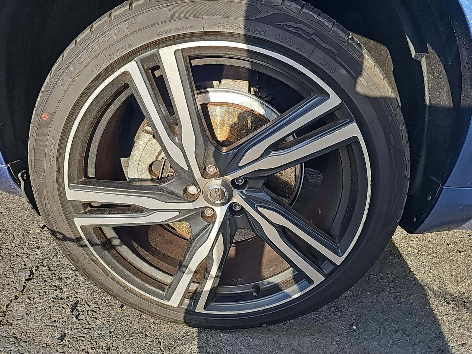 2017 Volvo XC90 T5 R-Design FWD