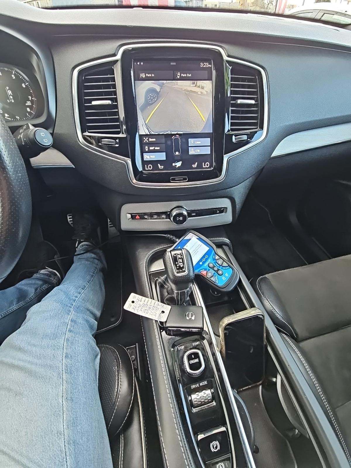 2017 Volvo XC90 T5 R-Design FWD