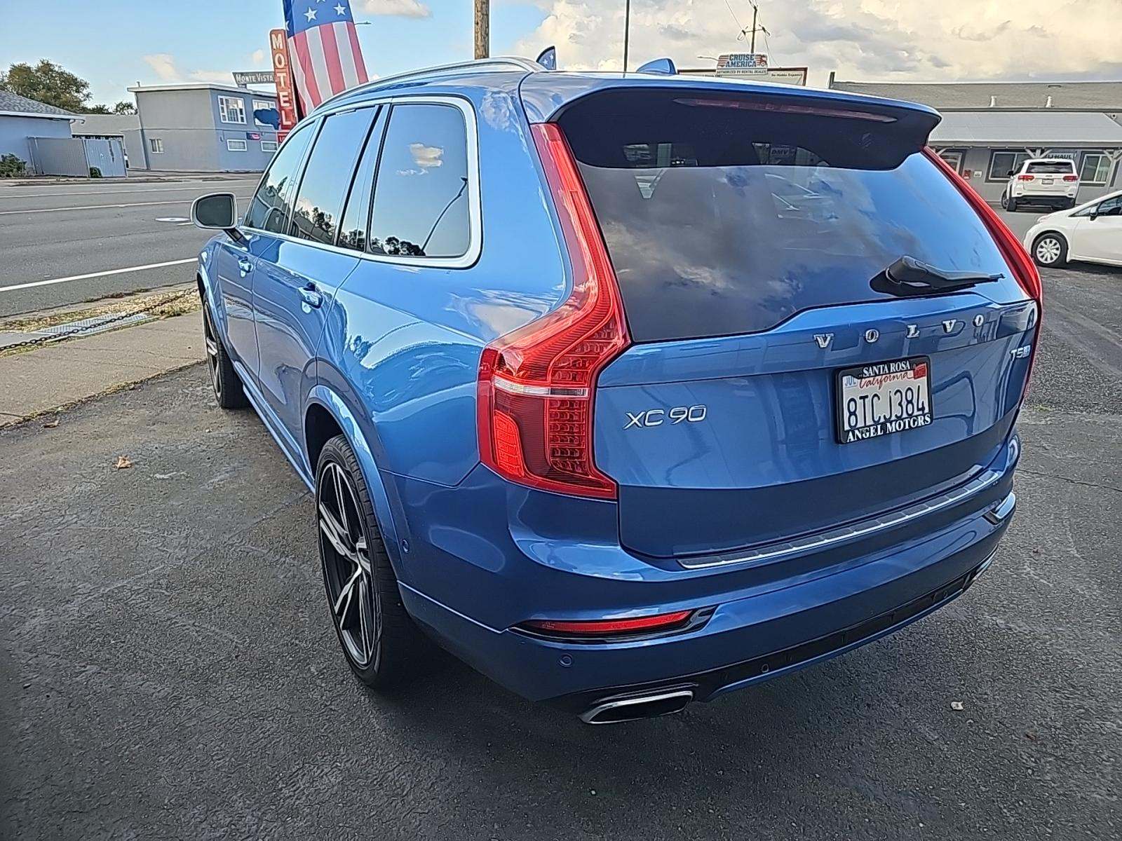 2017 Volvo XC90 T5 R-Design FWD