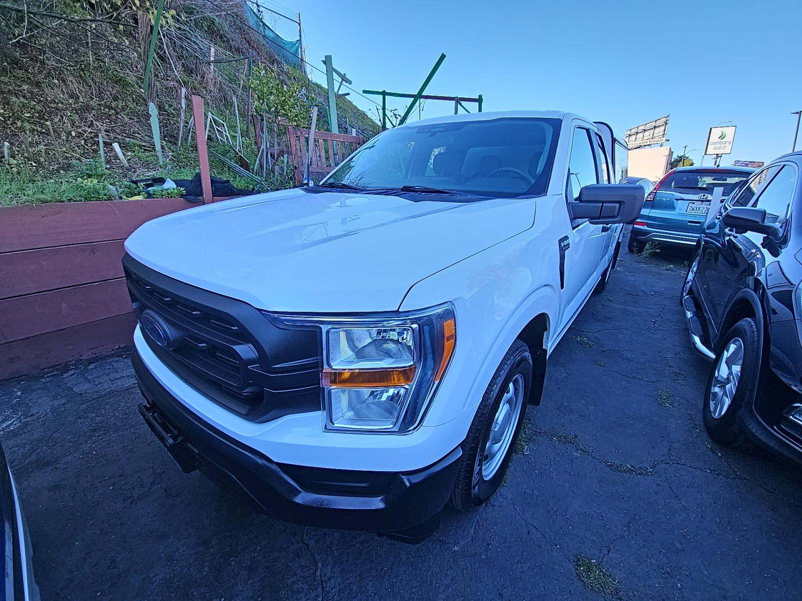 2022 Ford F-150 XL RWD