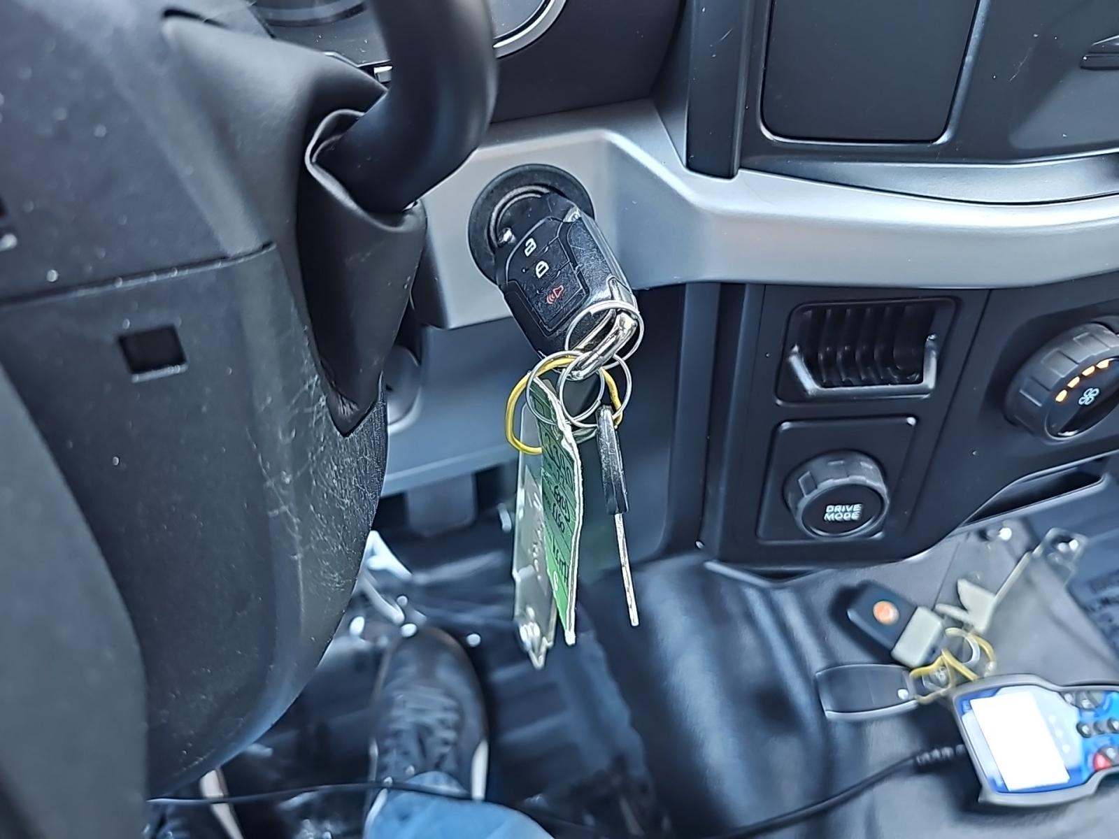 2022 Ford F-150 XL RWD