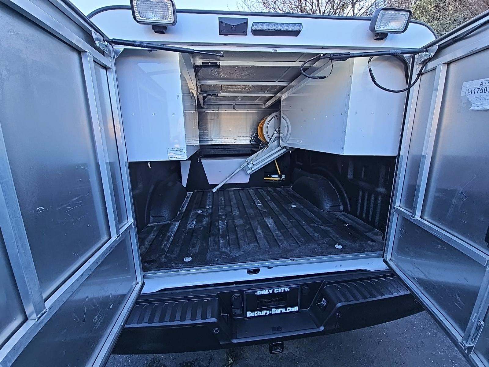 2022 Ford F-150 XL RWD