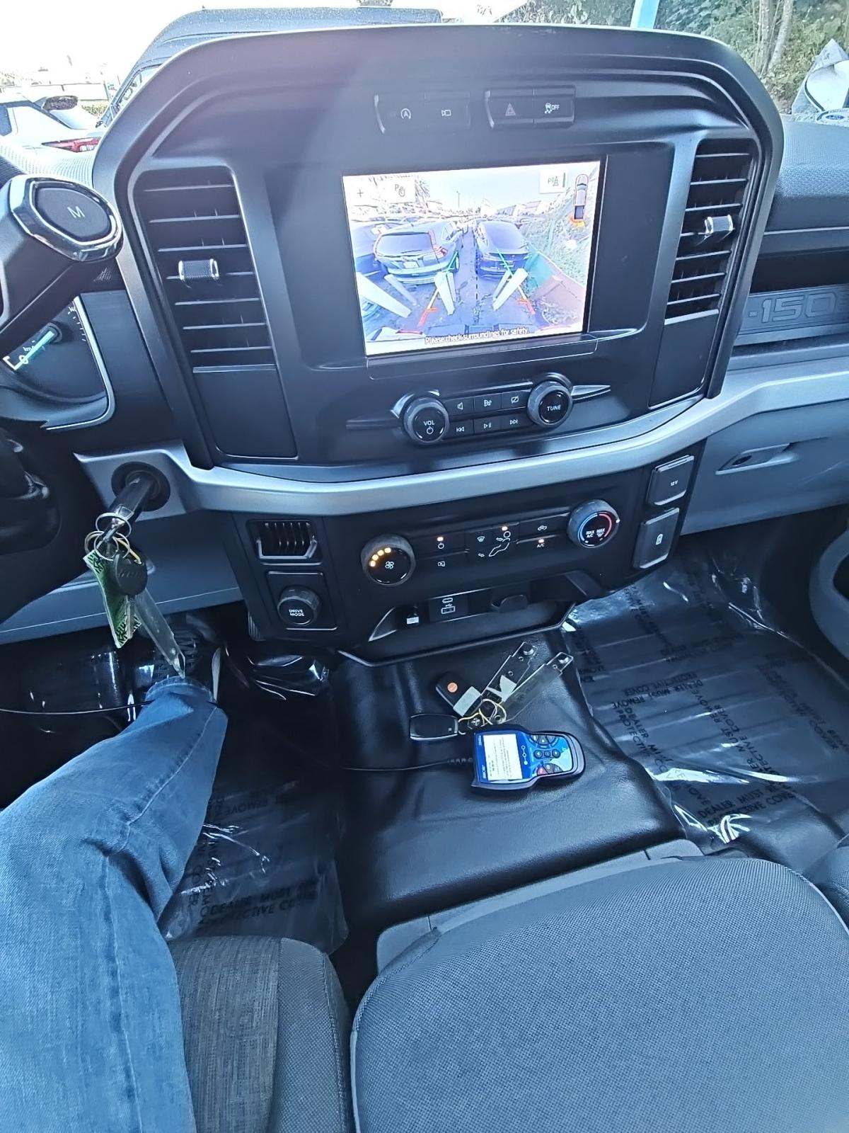 2022 Ford F-150 XL RWD