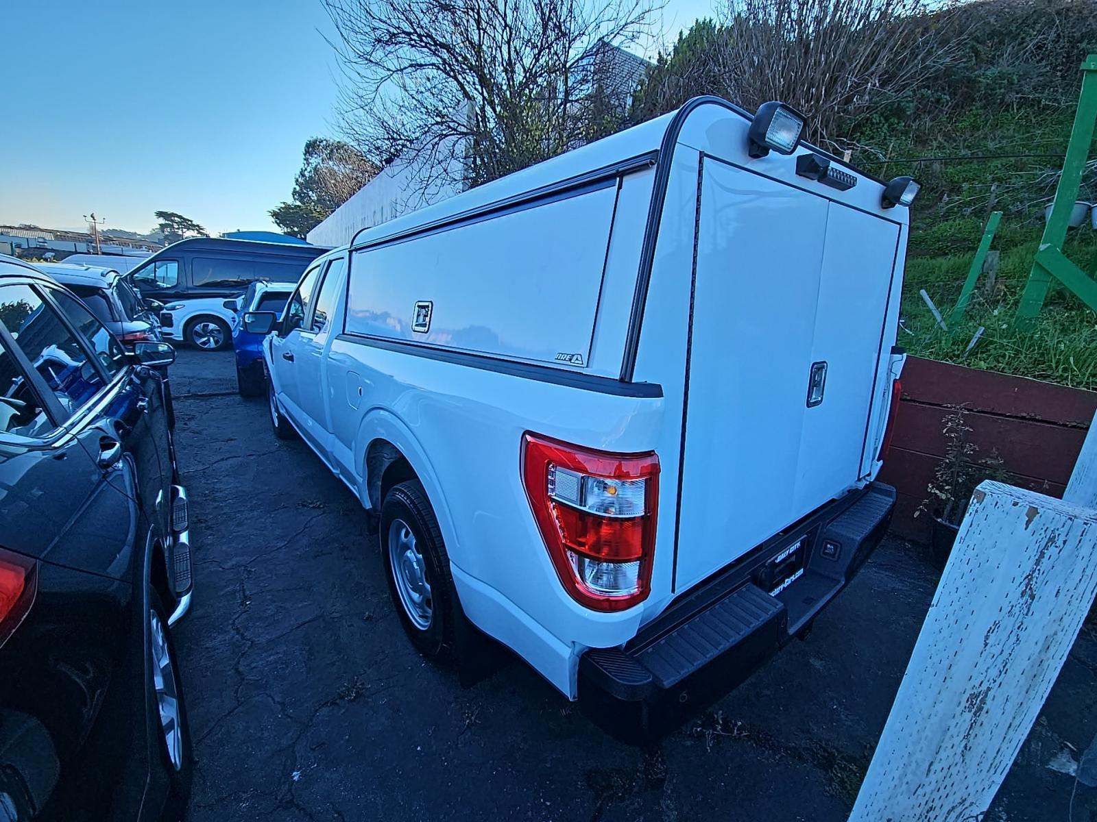 2022 Ford F-150 XL RWD