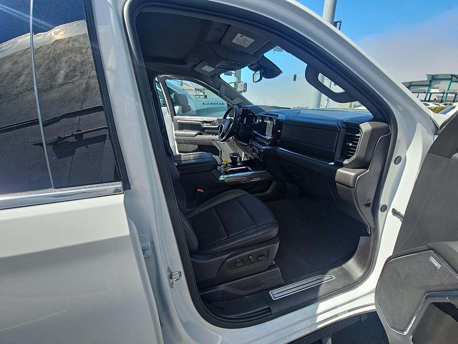 2024 Chevrolet Silverado 1500 LTZ AWD