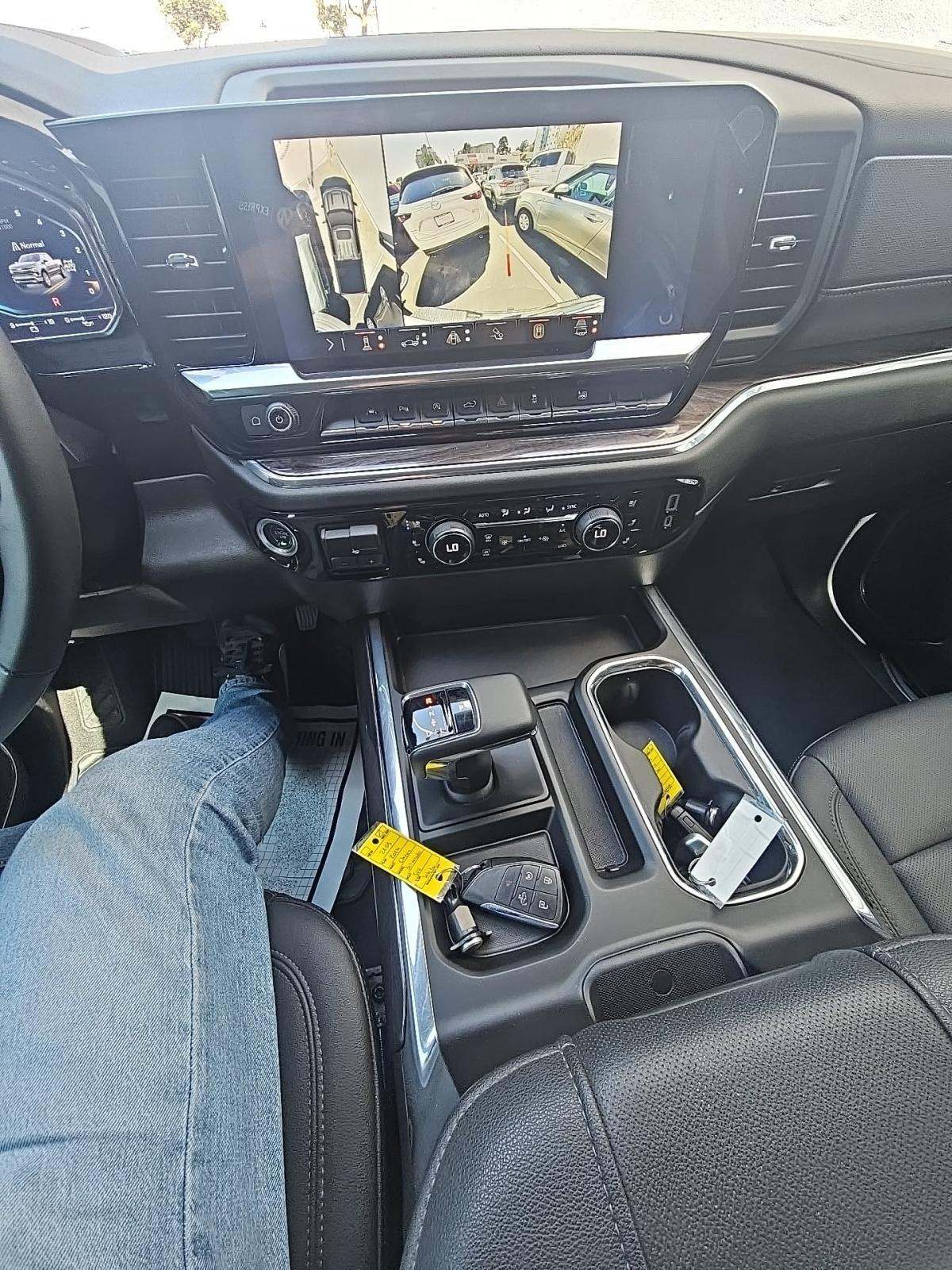 2024 Chevrolet Silverado 1500 LTZ AWD