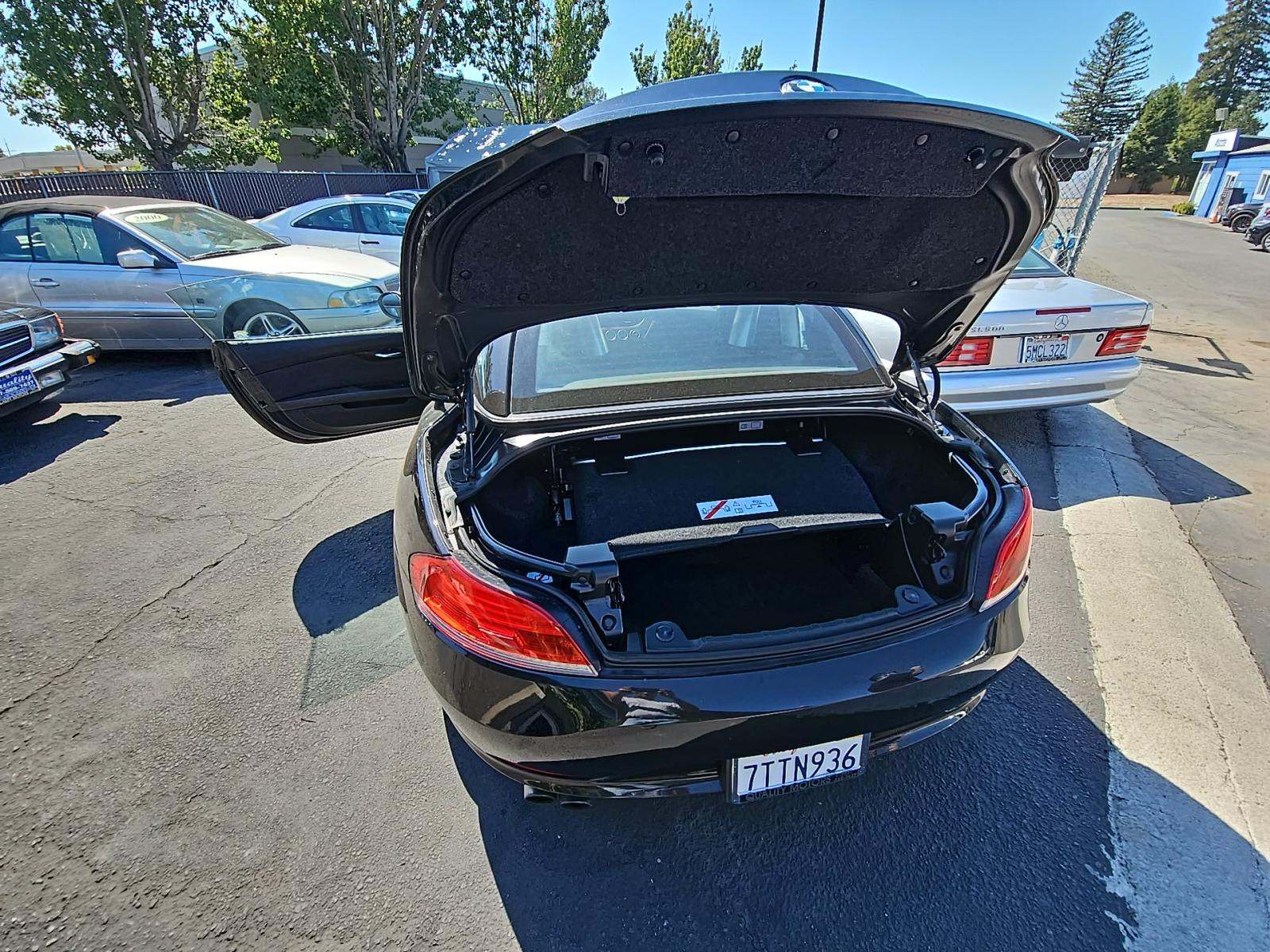 2012 BMW Z4 sDrive28i RWD