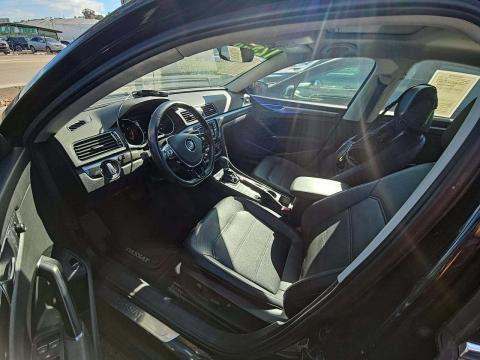 2017 Volkswagen Passat 1.8T SE FWD