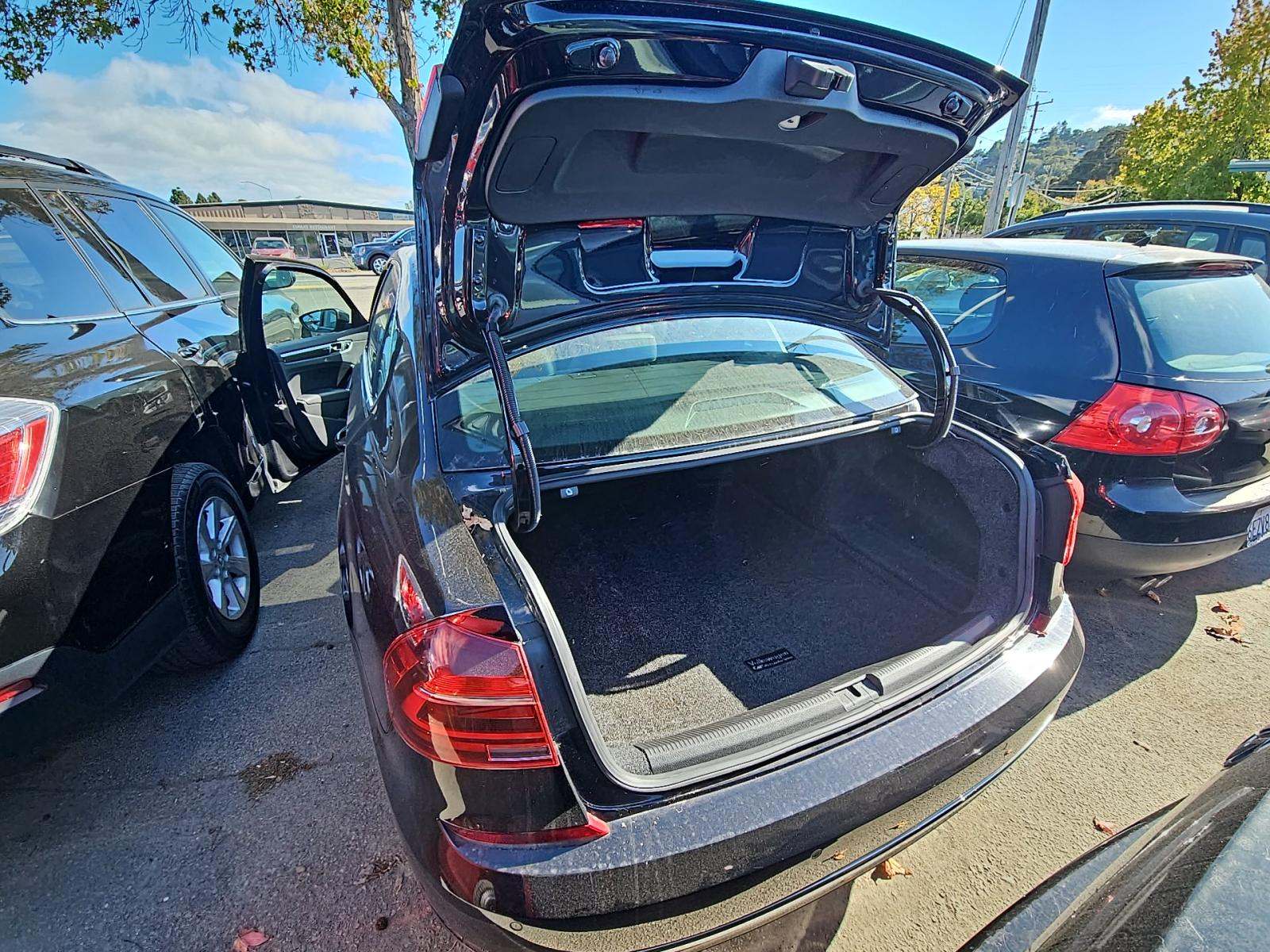 2017 Volkswagen Passat 1.8T SE FWD