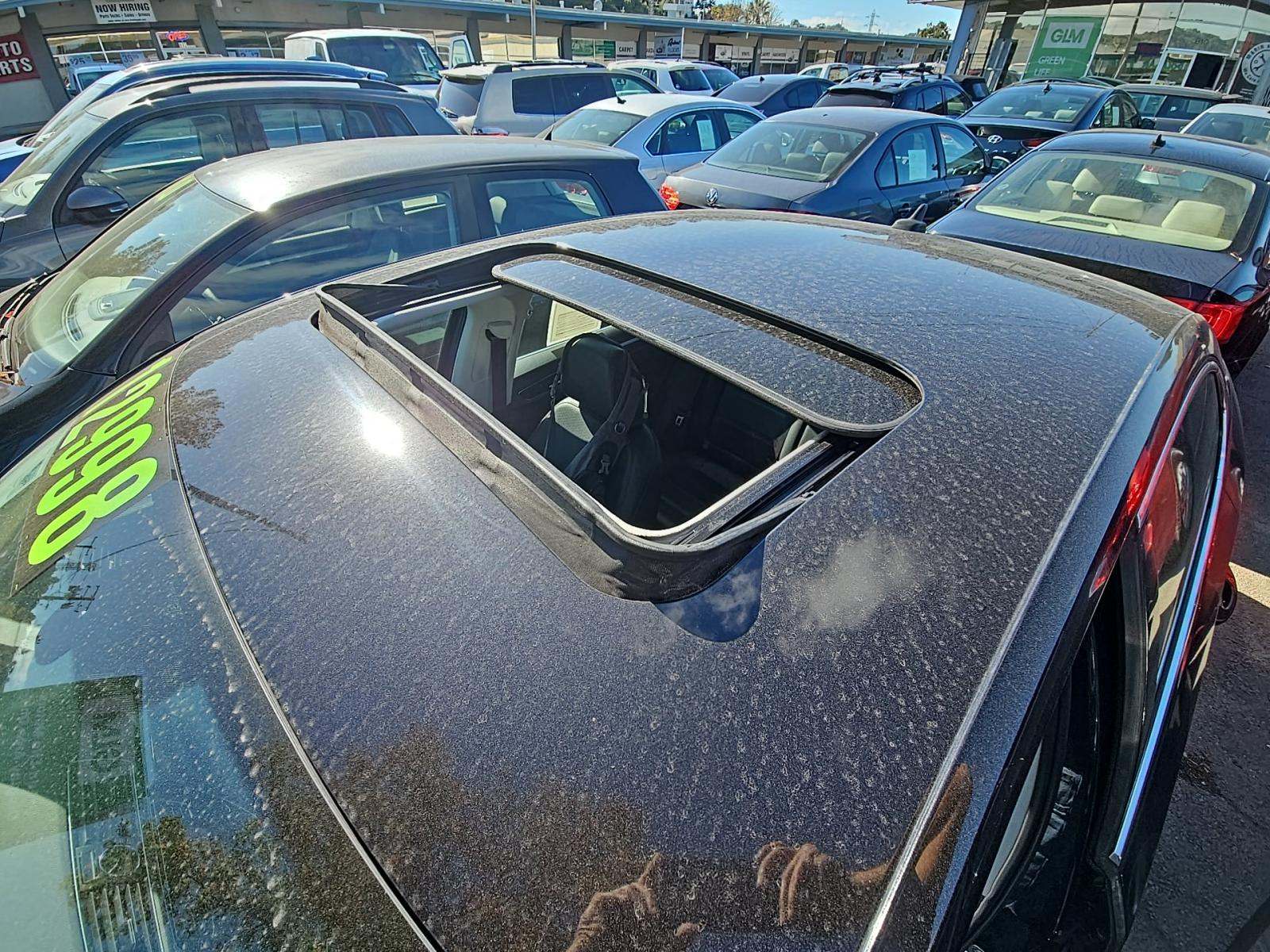 2017 Volkswagen Passat 1.8T SE FWD