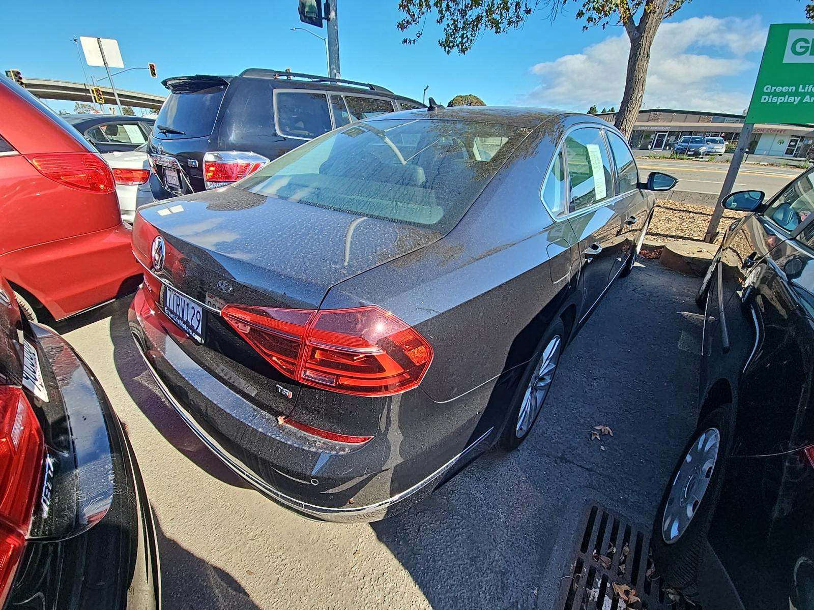 2017 Volkswagen Passat 1.8T SE FWD