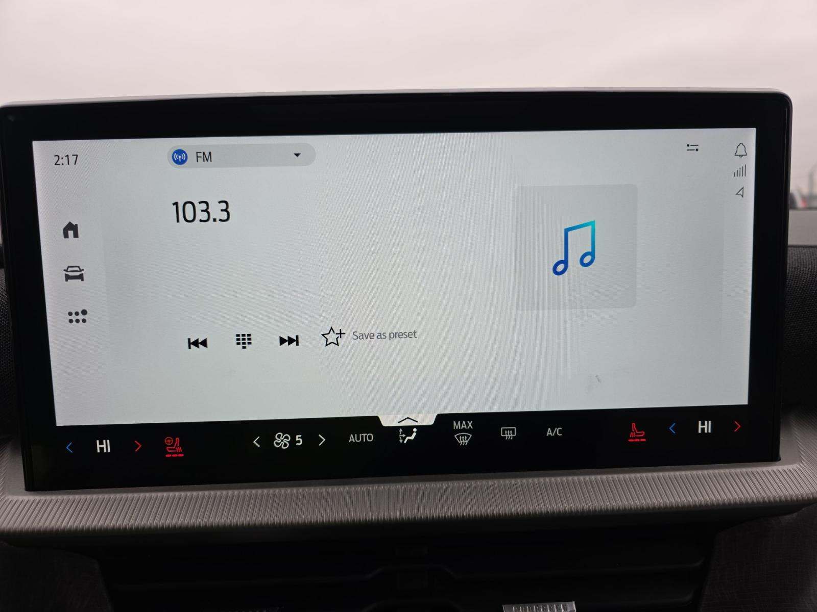 2025 Ford Explorer Platinum AWD