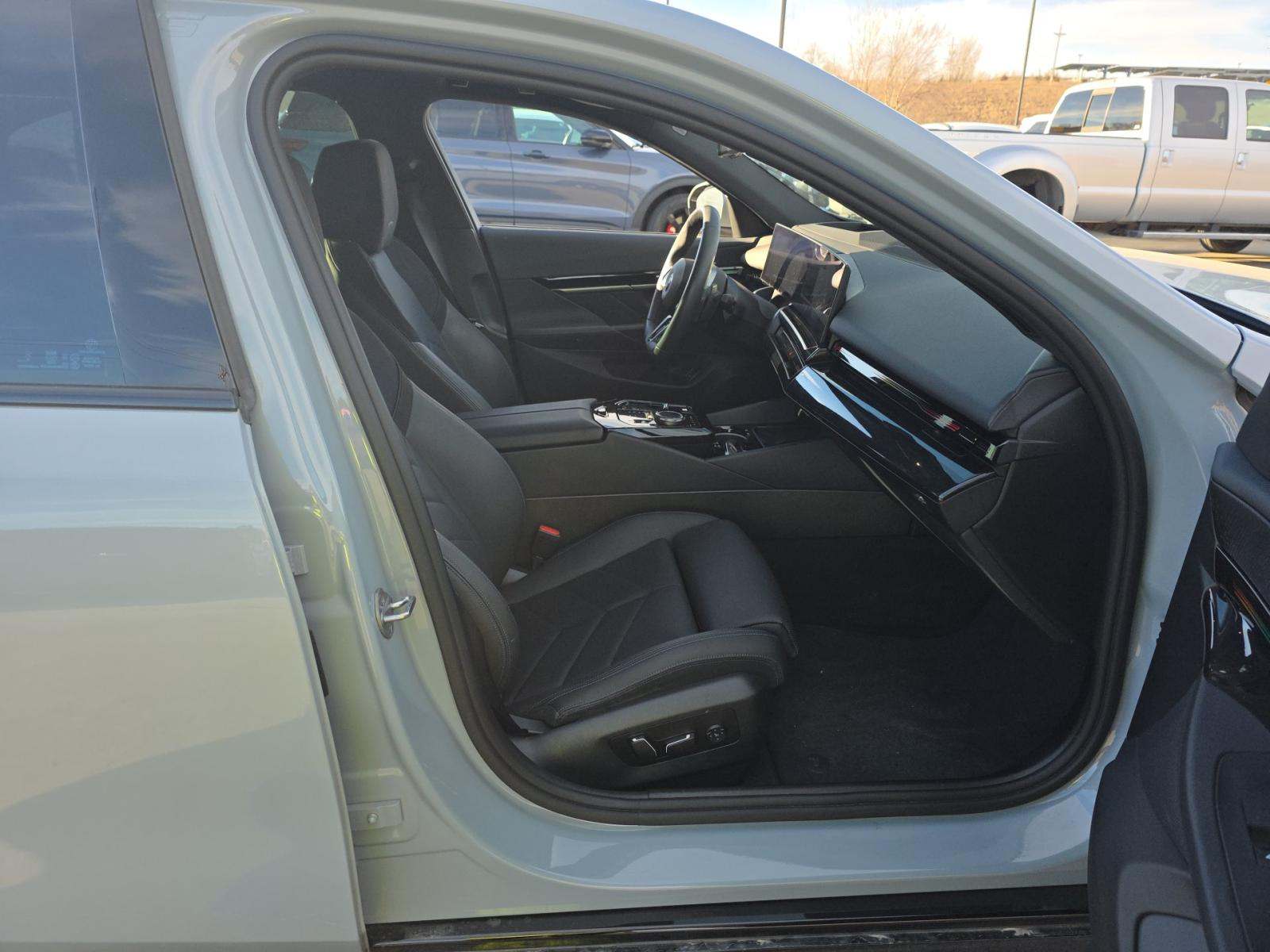 2024 BMW 5 Series 530i xDrive AWD