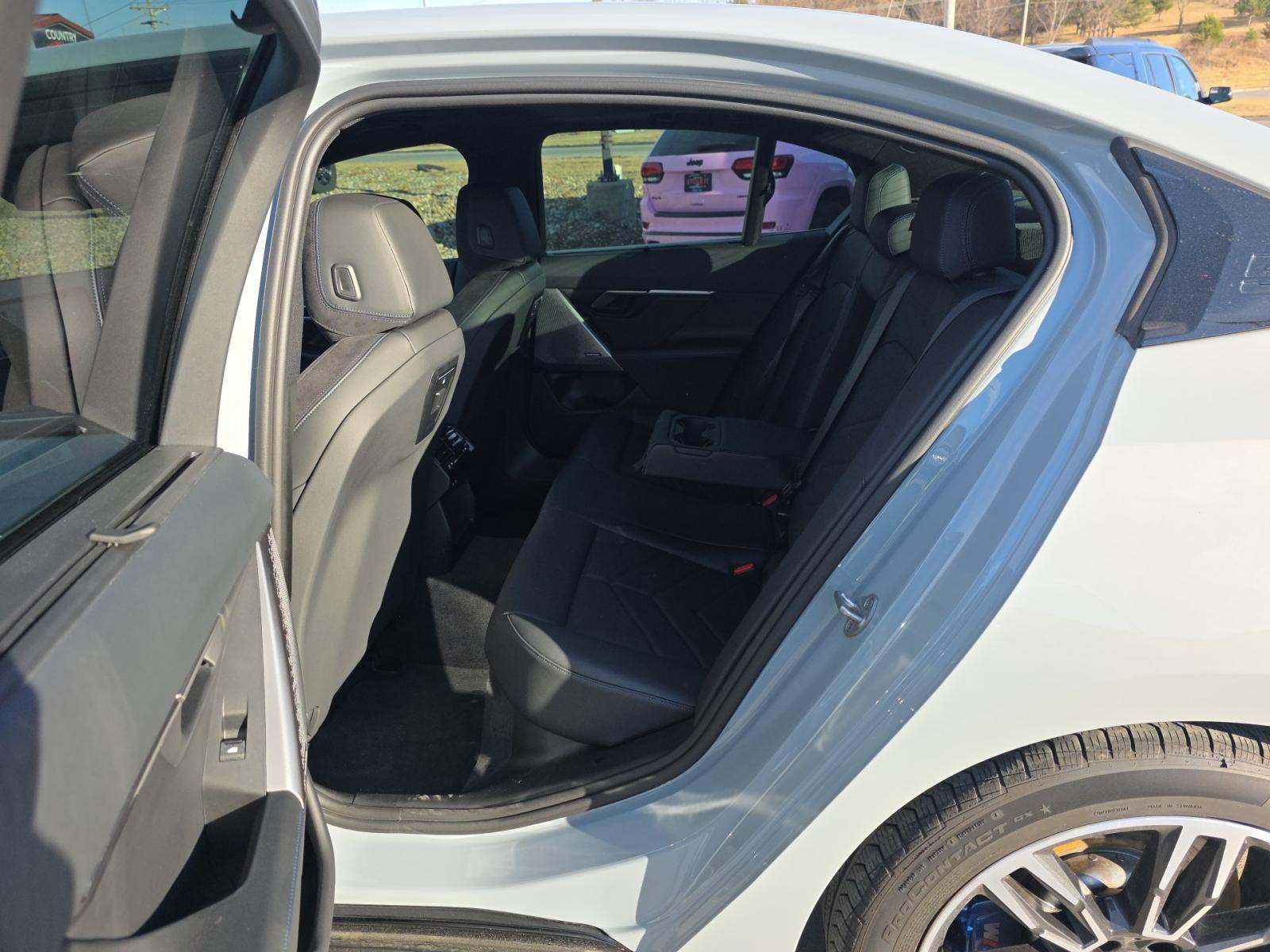 2024 BMW 5 Series 530i xDrive AWD