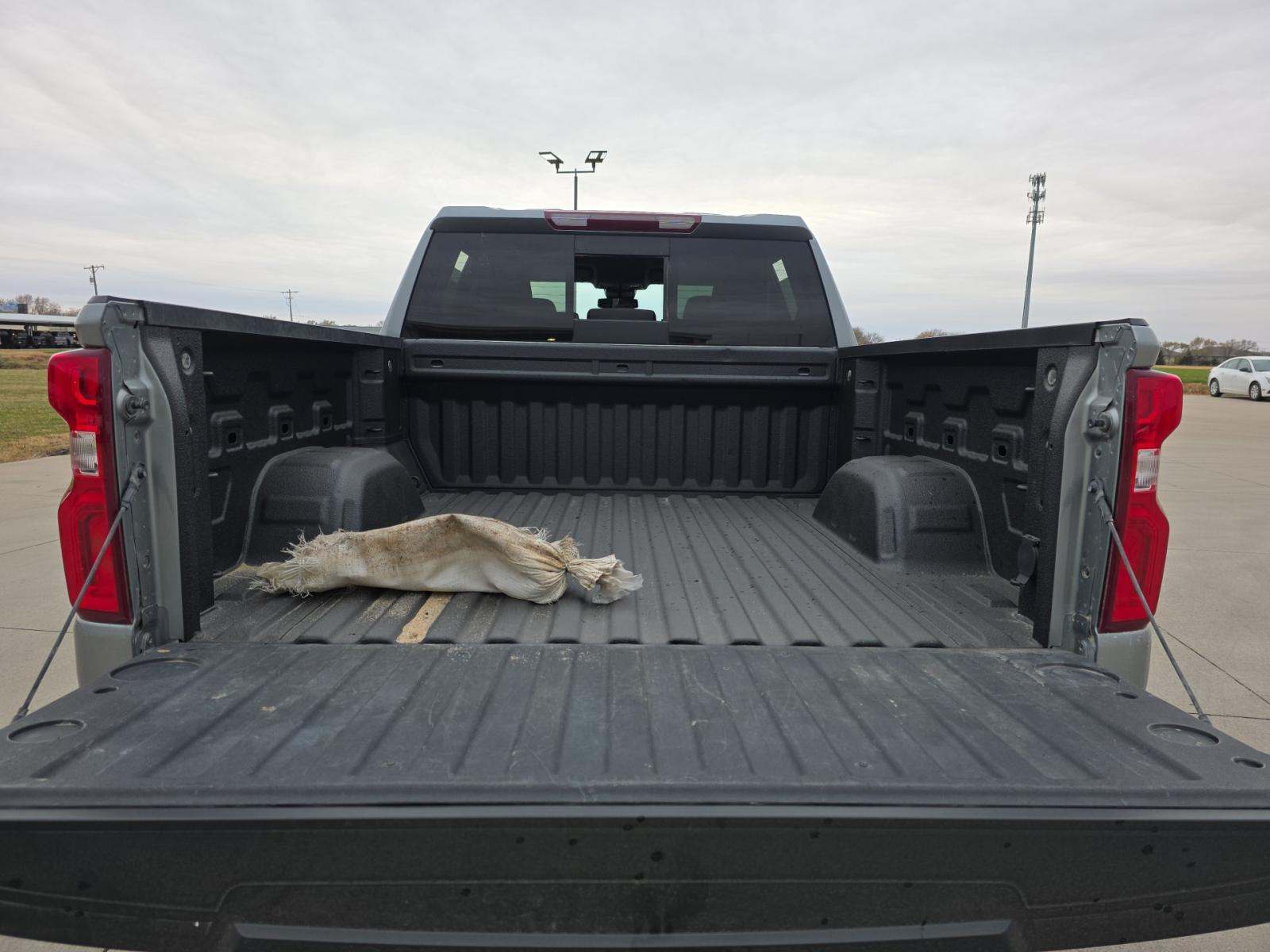 2023 Chevrolet Silverado 1500 RST AWD