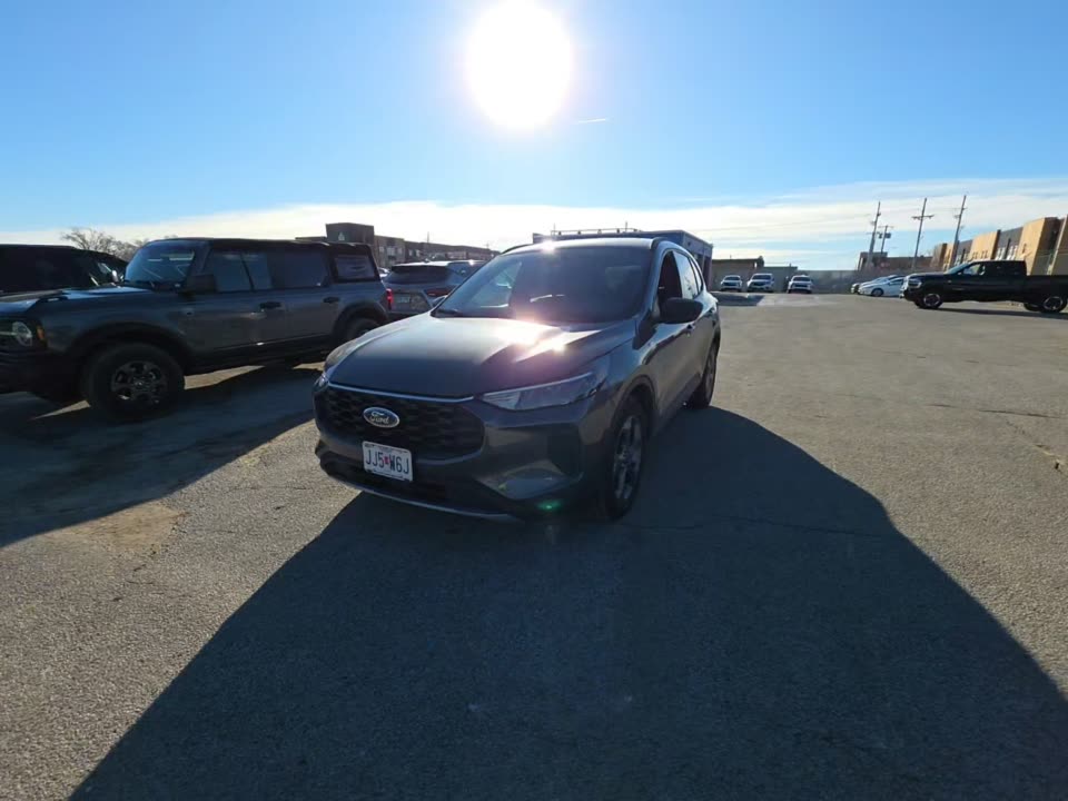 2025 Ford Escape ST-Line FWD