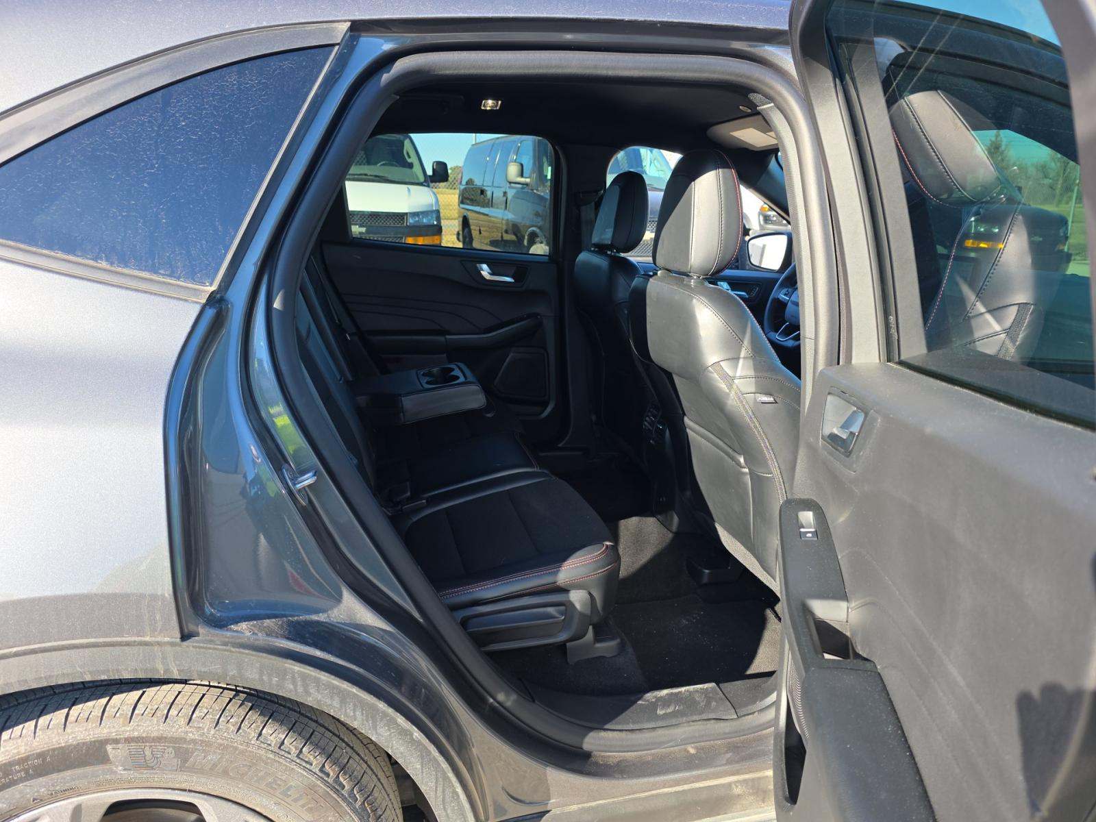 2025 Ford Escape ST-Line FWD