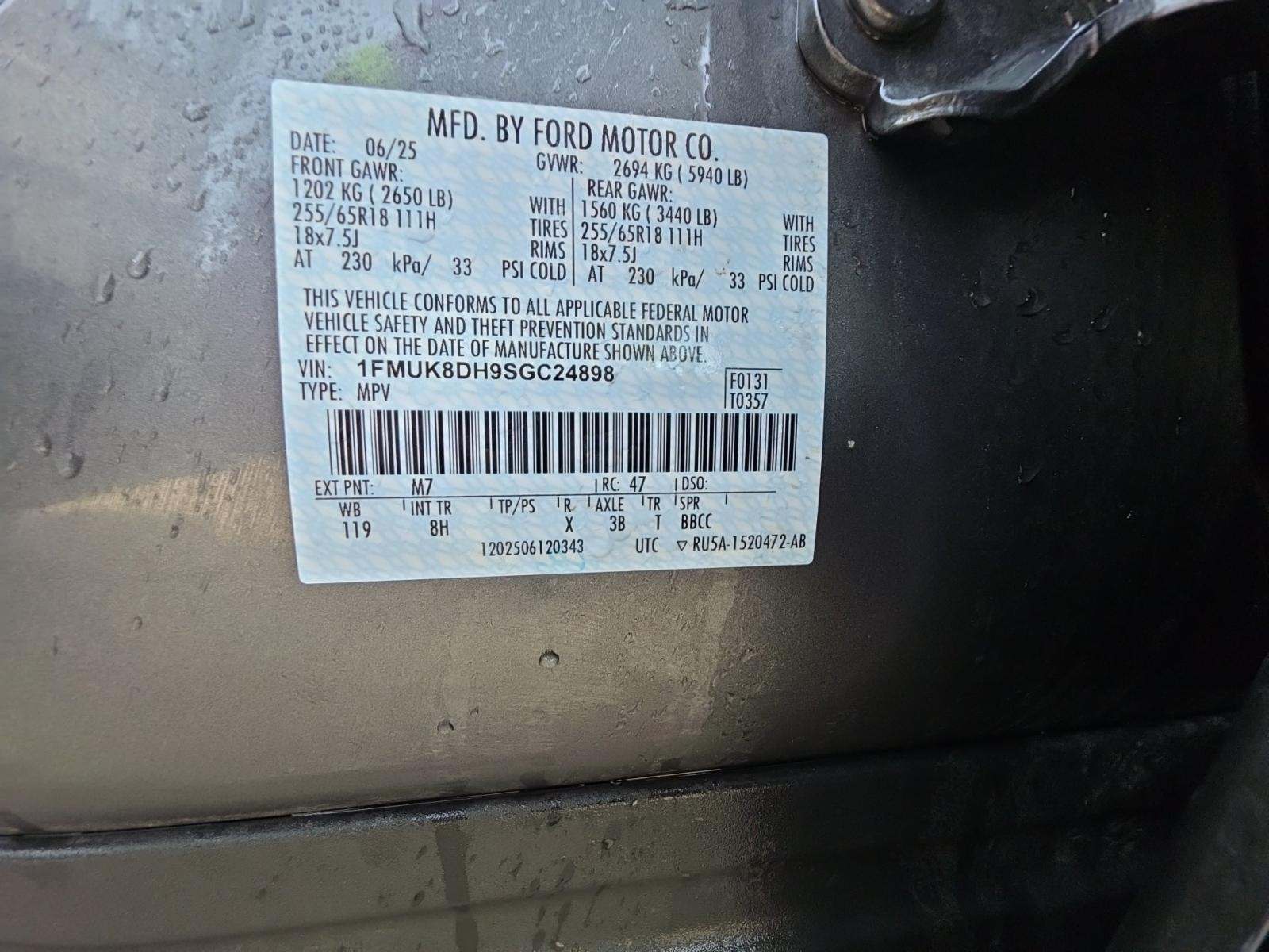 2025 Ford Explorer Active AWD