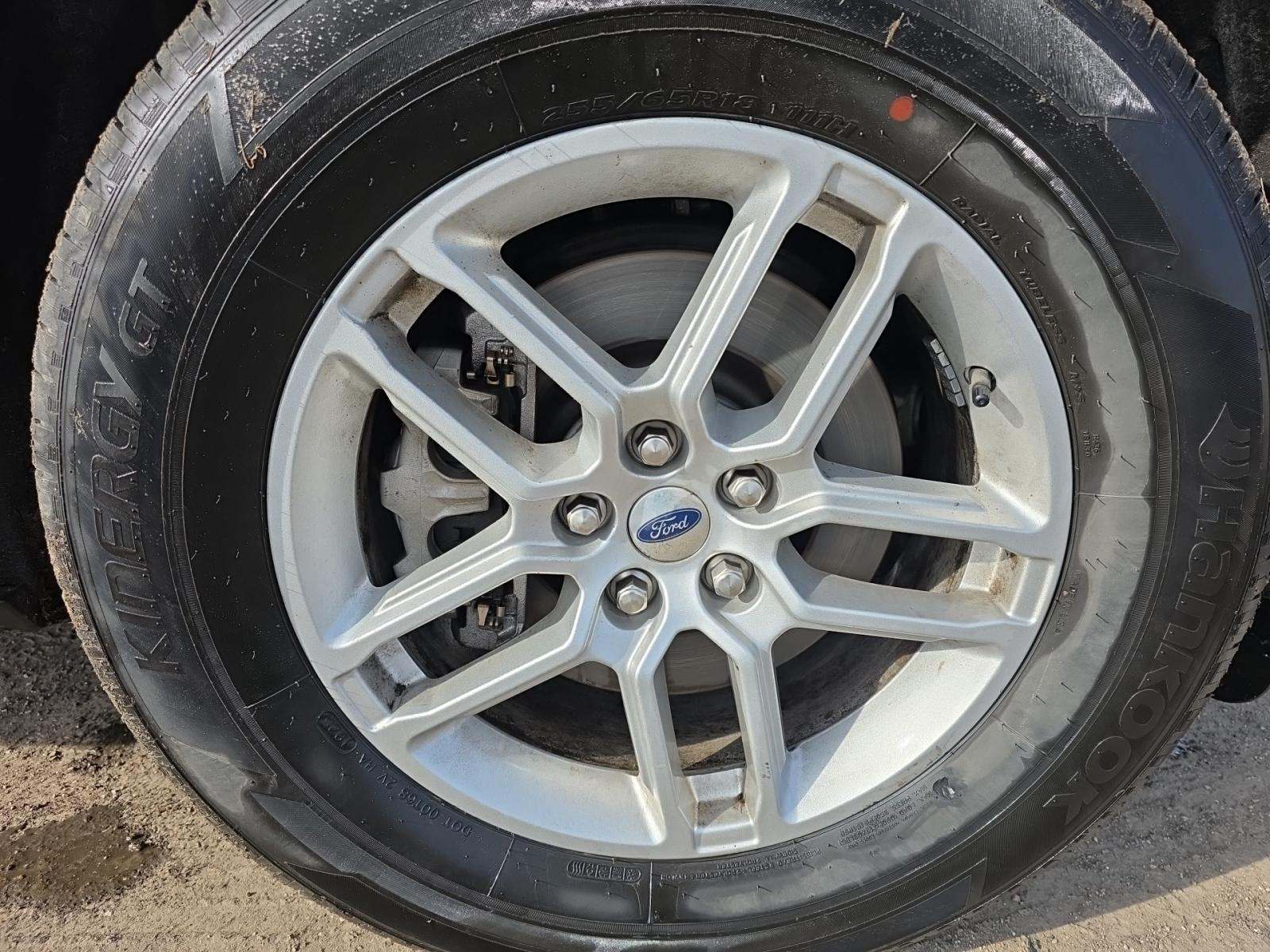 2025 Ford Explorer Active AWD