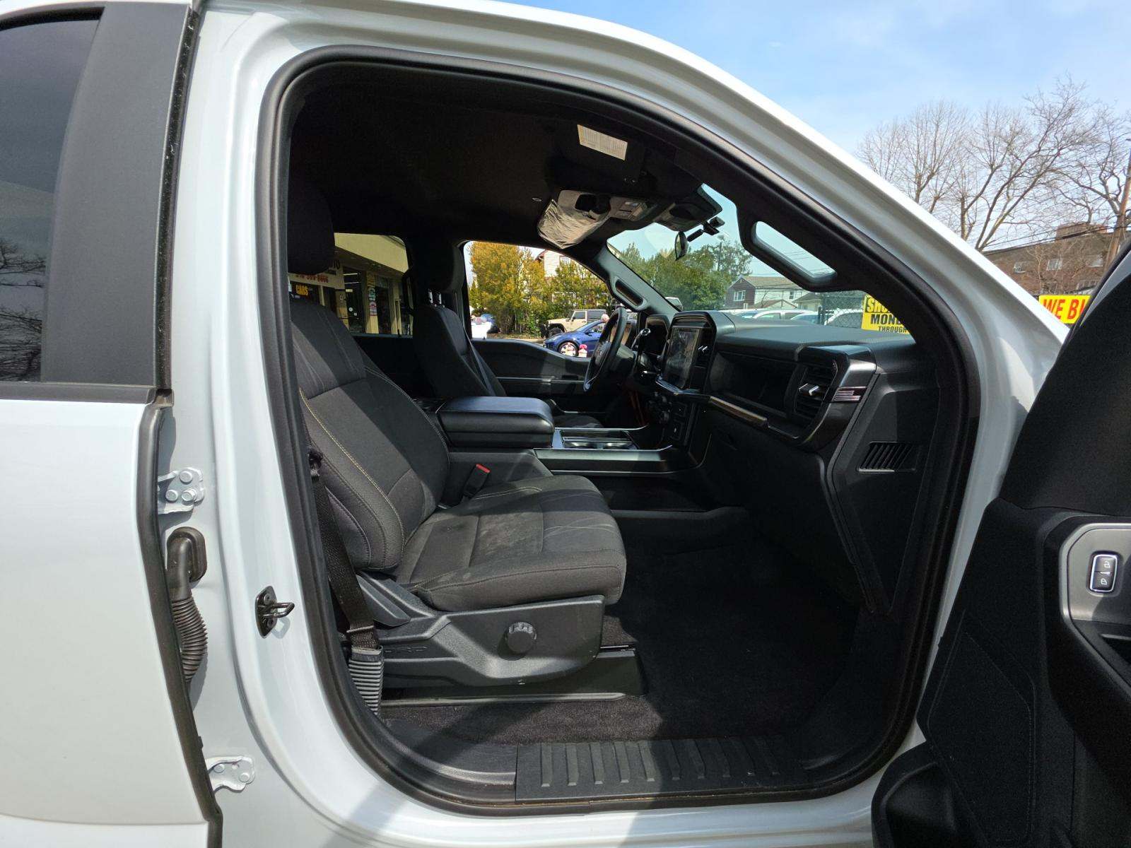 2025 Ford F-150 STX AWD