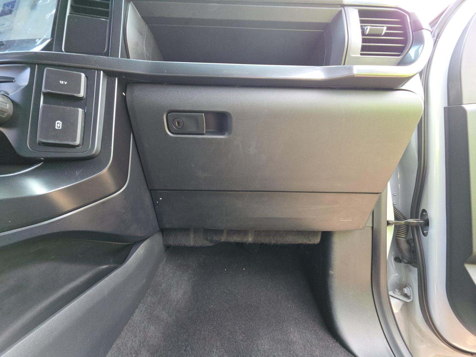 2025 Ford F-150 STX AWD