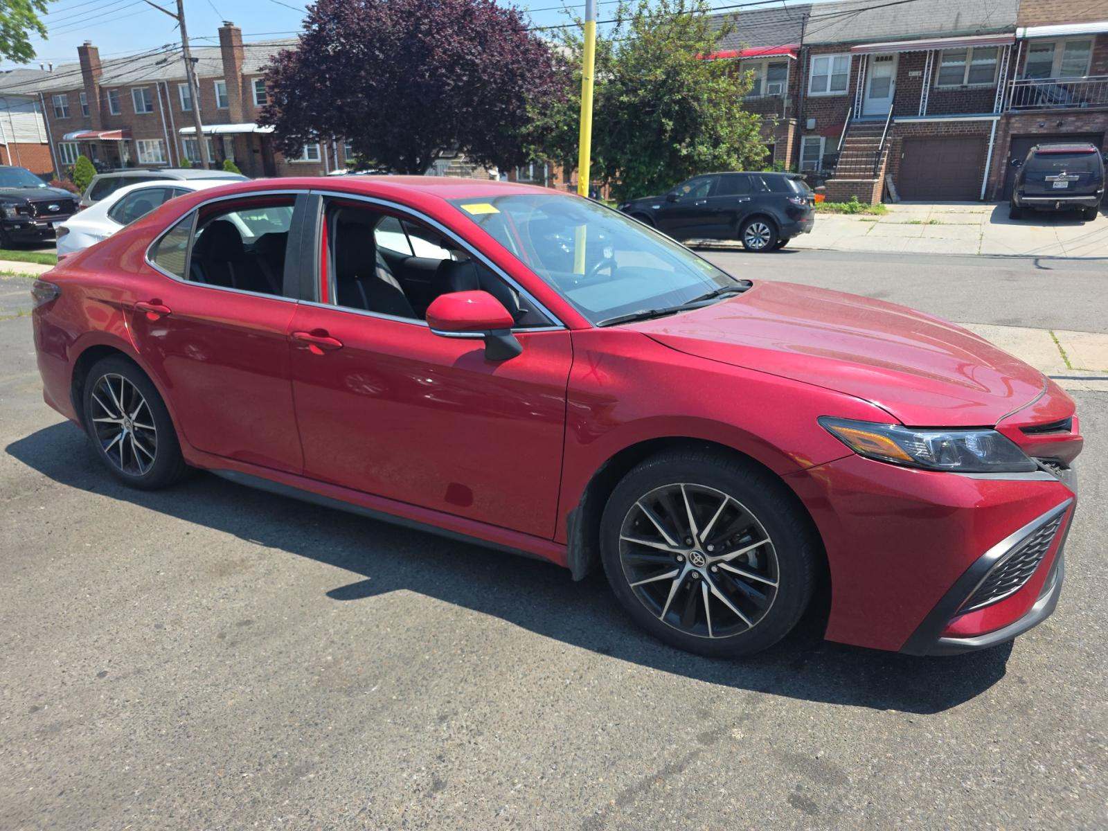 TOYOTA CAMRY - 4