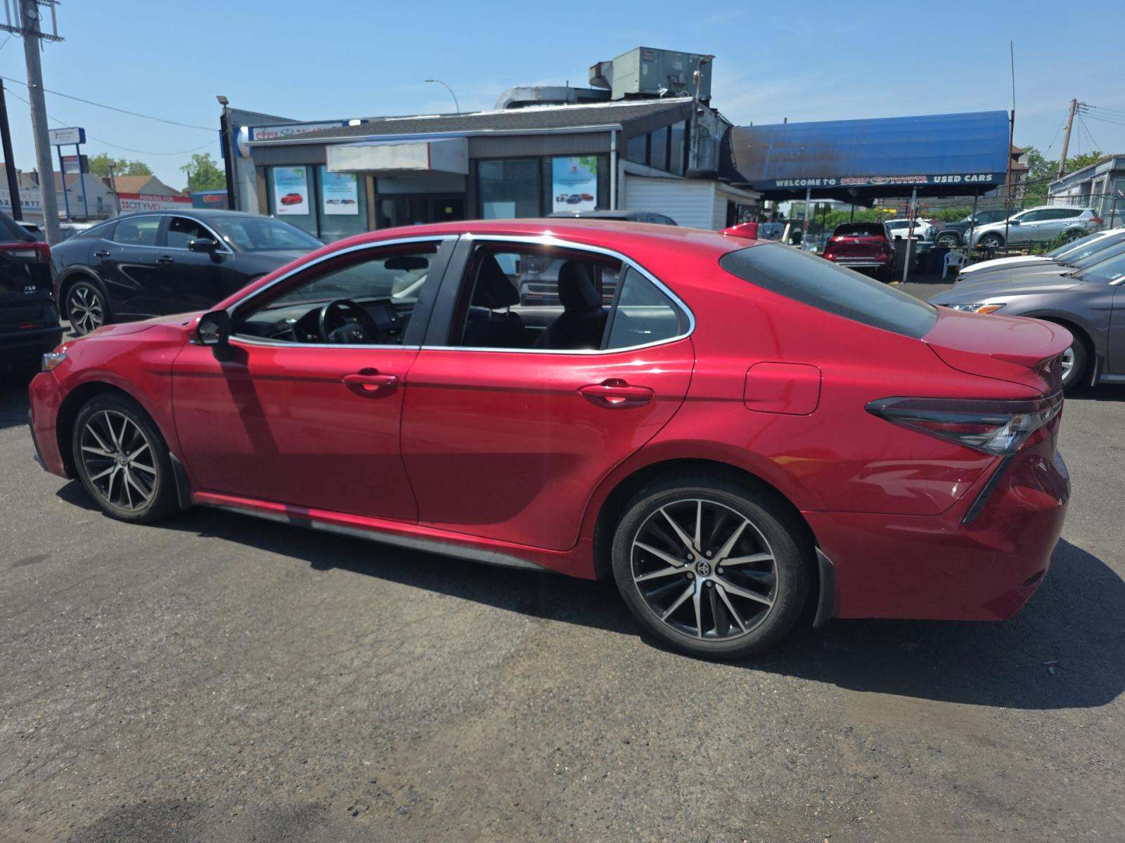TOYOTA CAMRY - 2