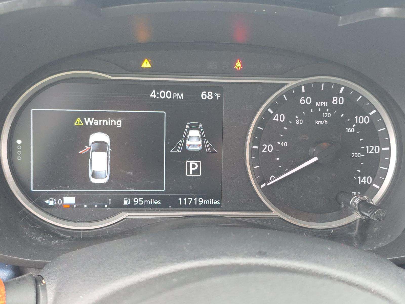 NISSAN VERSA - 5