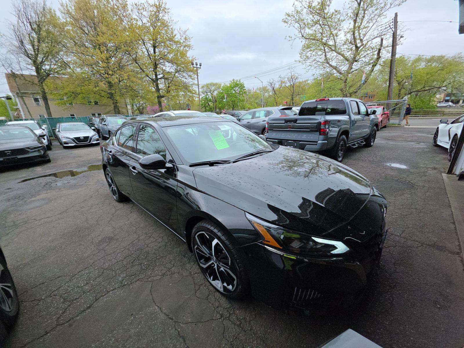 NISSAN ALTIMA - 4