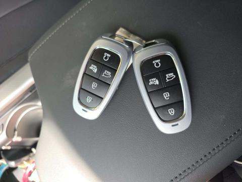 HYUNDAI SEL PREMIUM - 8