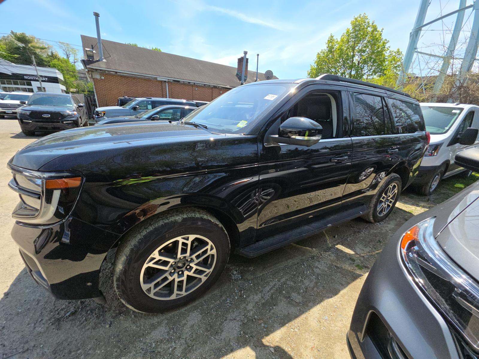 FORD EXPEDITION - 1