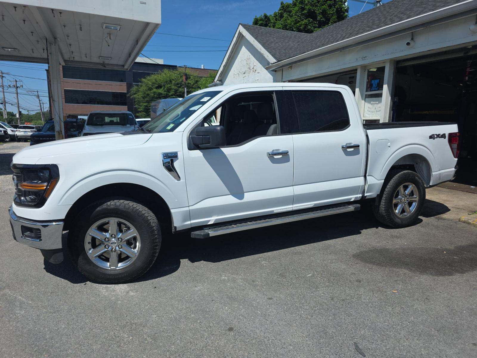 2025 Ford F-150 XLT AWD