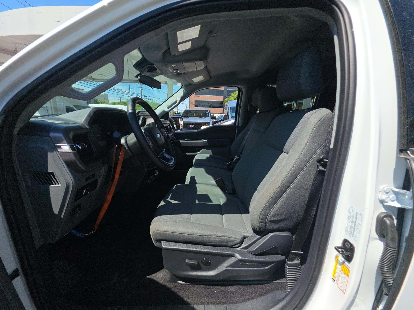 2025 Ford F-150 XLT AWD