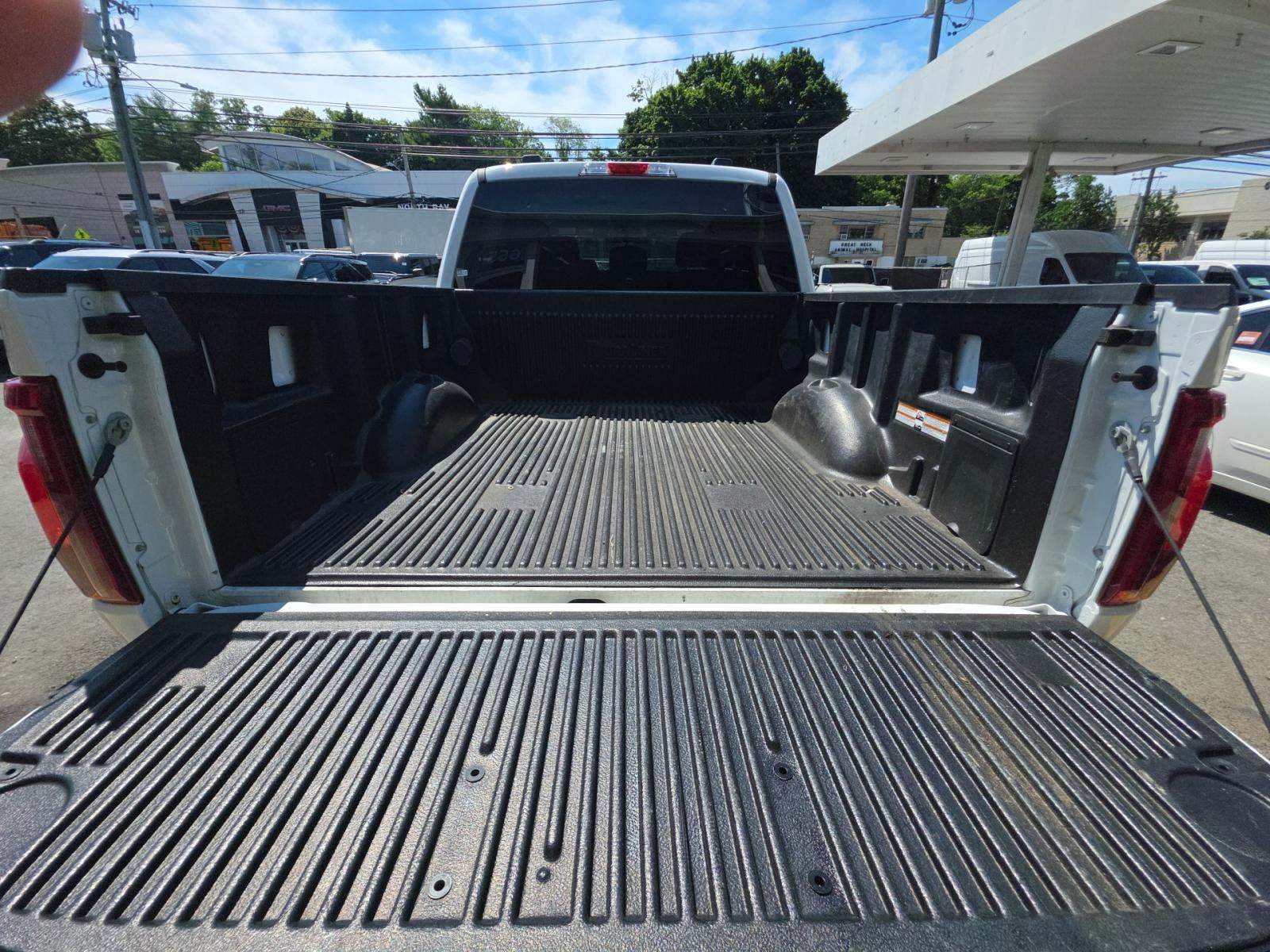 2025 Ford F-150 XLT AWD
