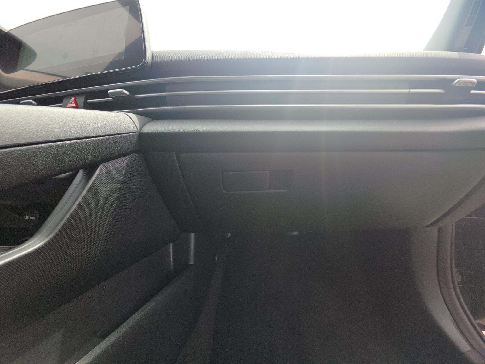 2025 Hyundai Elantra Hybrid Limited FWD