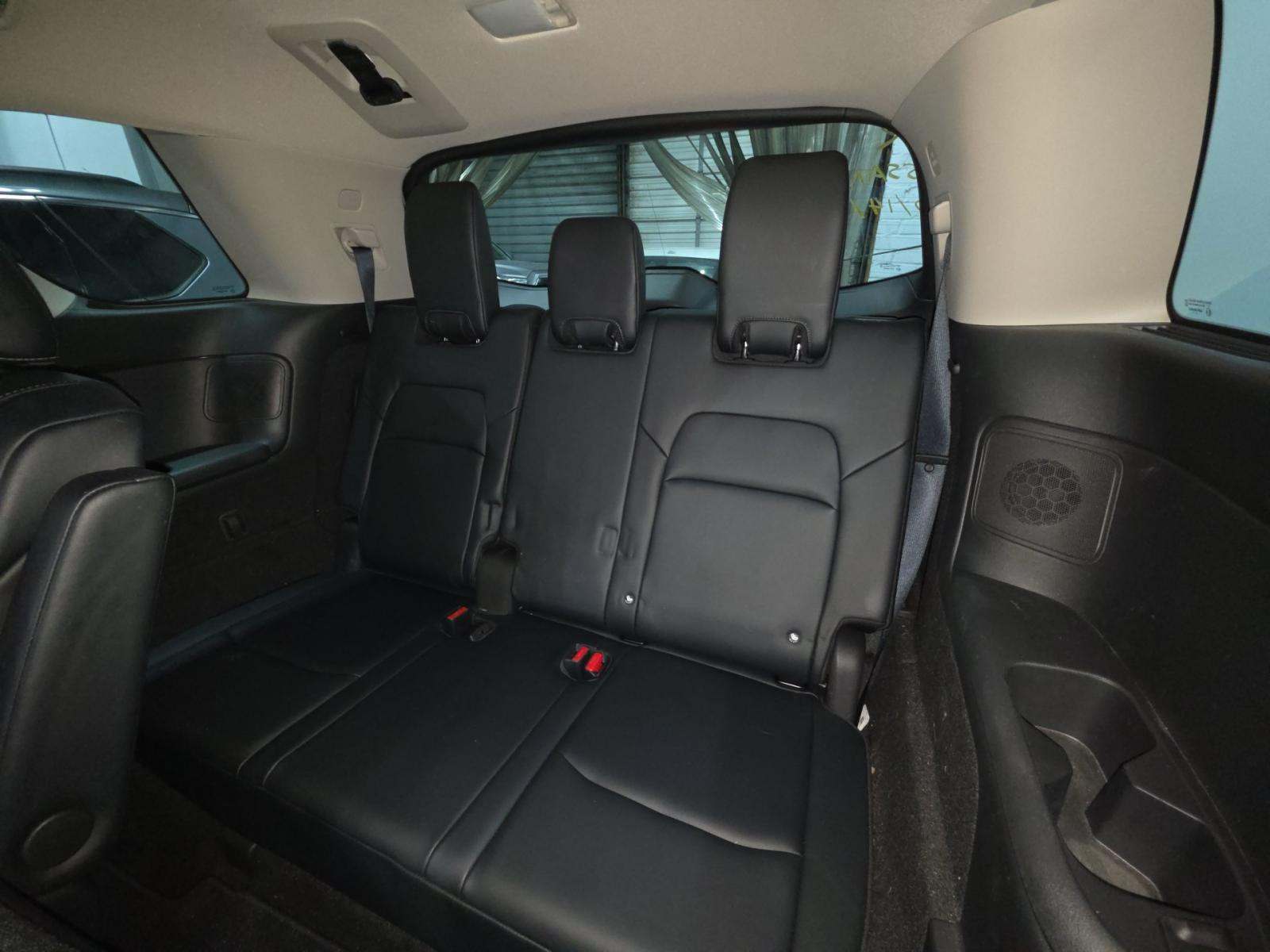 2023 Nissan Pathfinder Platinum AWD