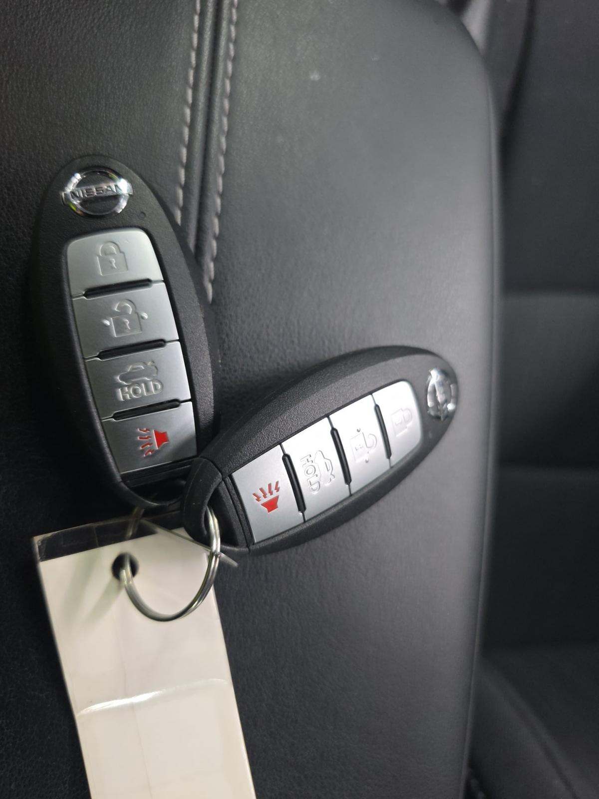 NISSAN SENTRA - 8